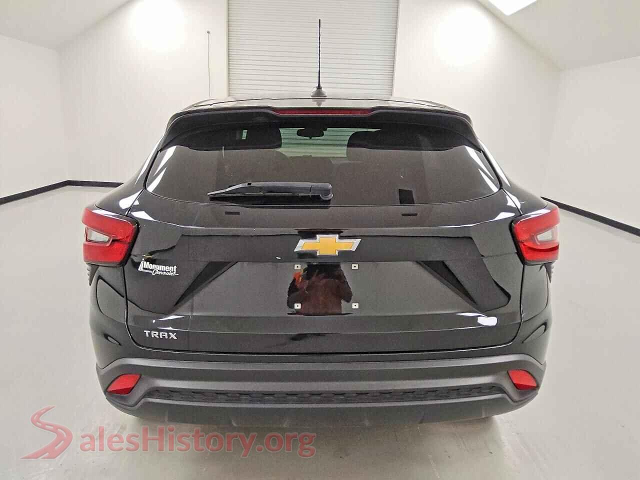 2024 CHEVROLET TRAX VIN KL77LFE29RC219888, left side view
