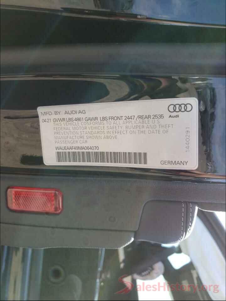 WAUEAAF49MA064070 2021 AUDI A4