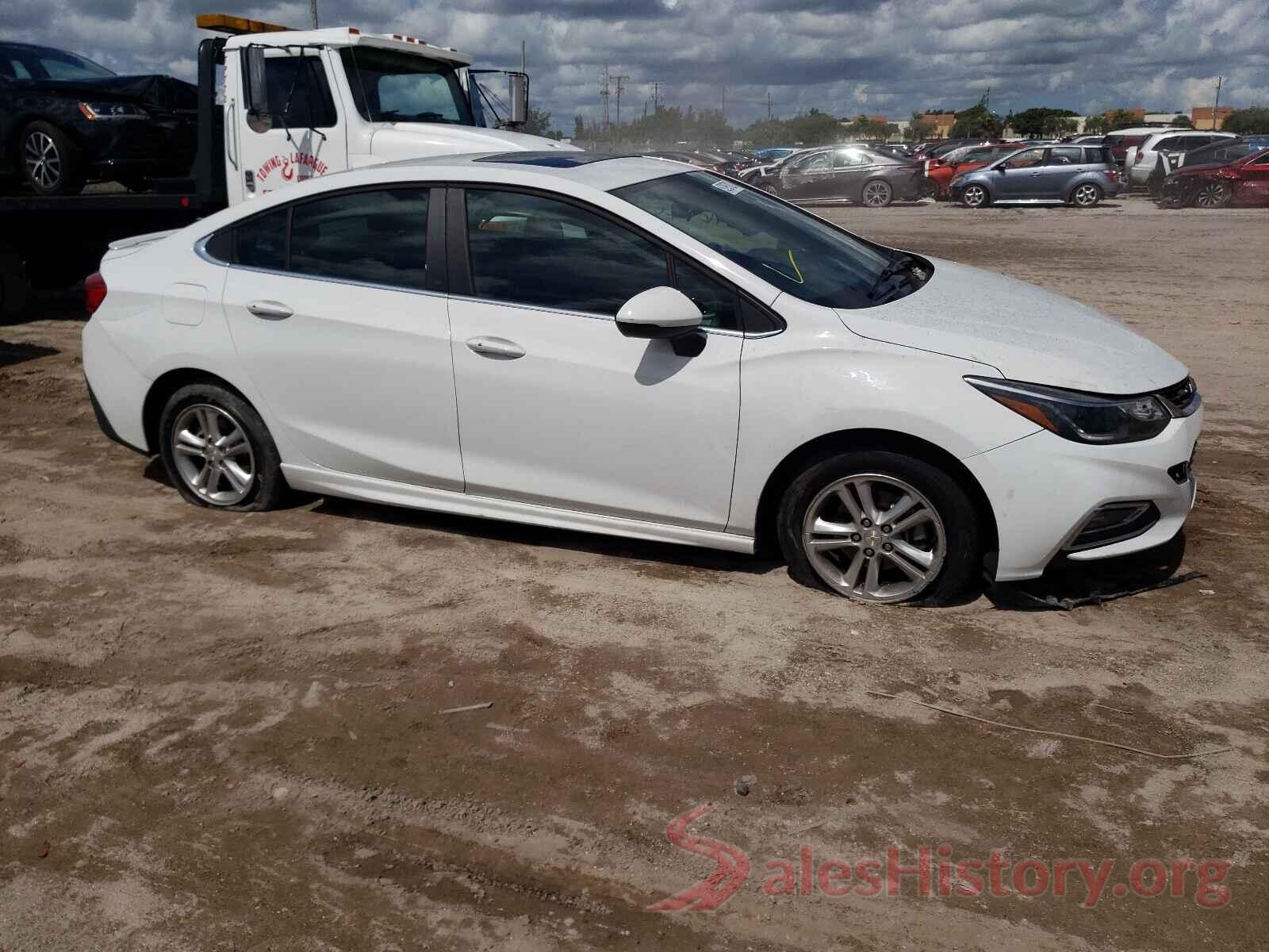 1G1BE5SM6J7137937 2018 CHEVROLET CRUZE