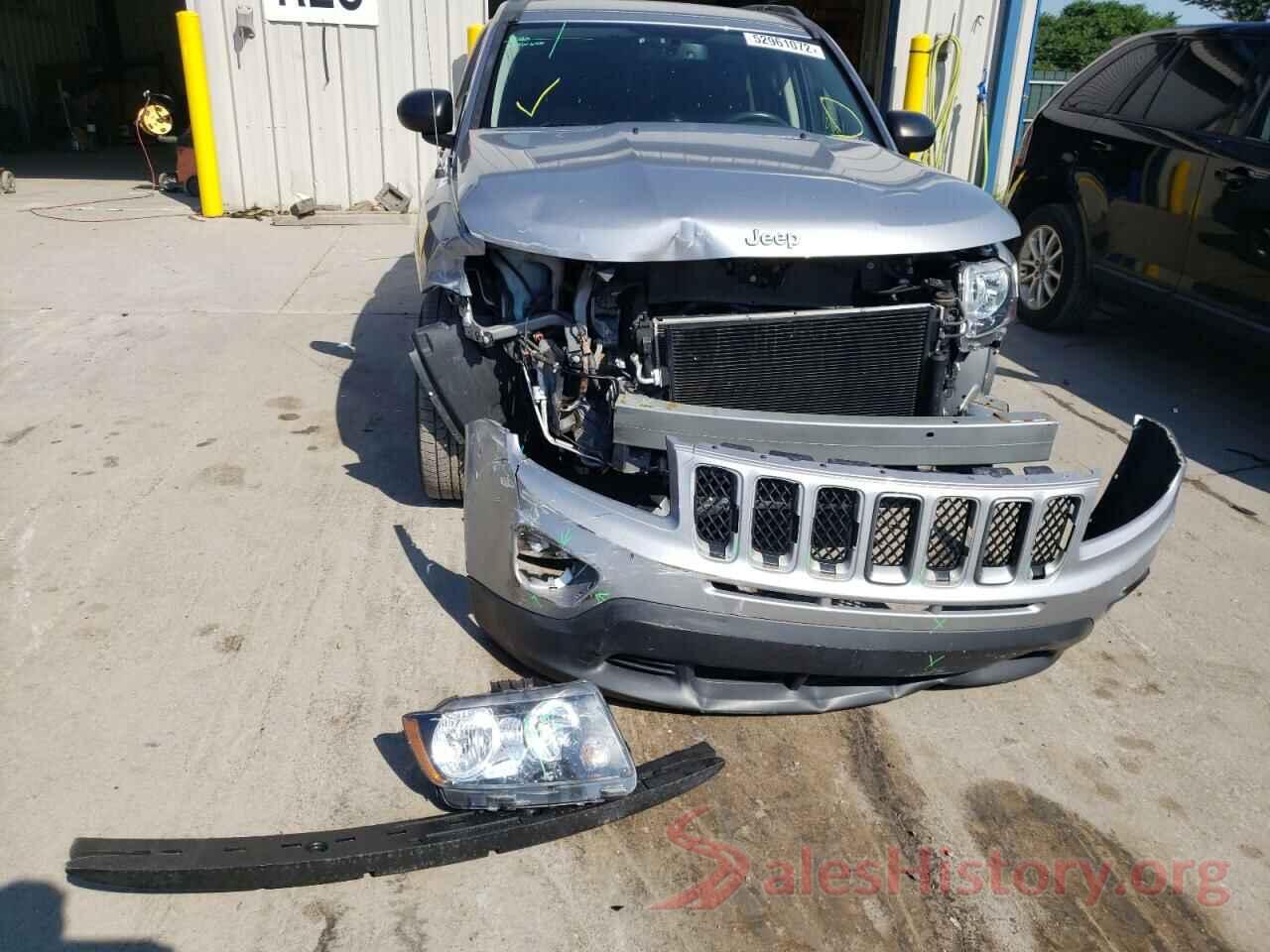 1C4NJDBB8HD127723 2017 JEEP COMPASS