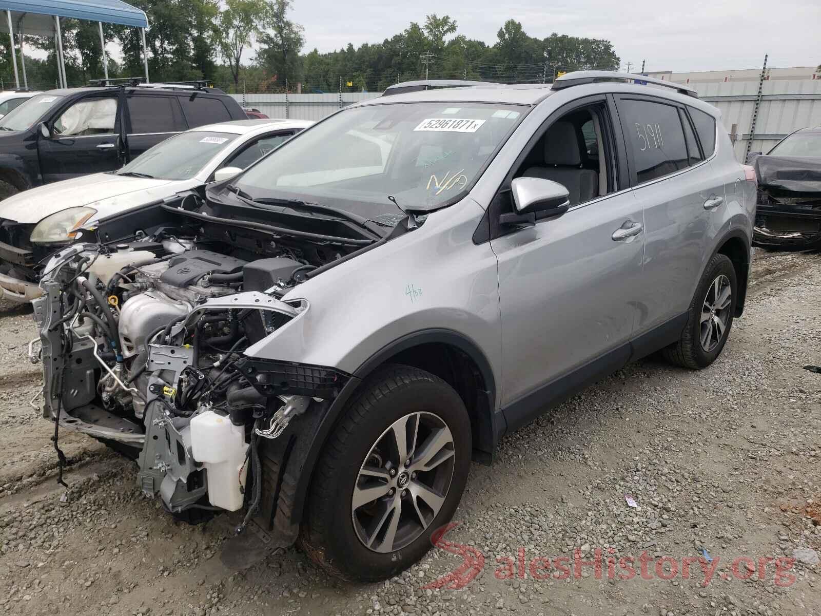 JTMWFREV6JJ173678 2018 TOYOTA RAV4