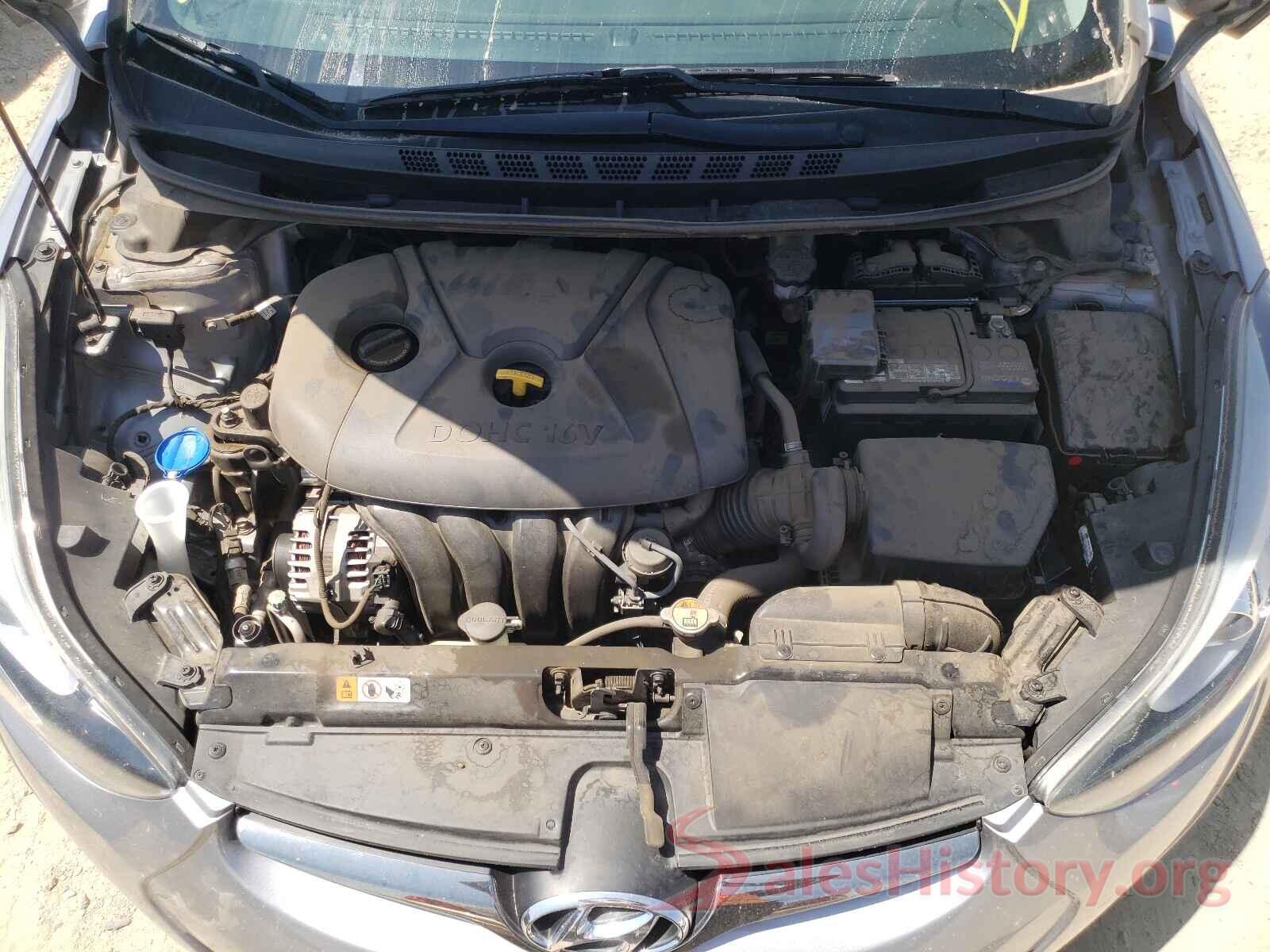 5NPDH4AE9GH735858 2016 HYUNDAI ELANTRA