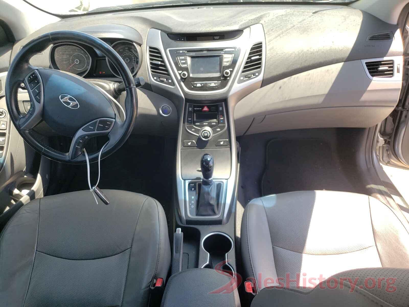 5NPDH4AE9GH735858 2016 HYUNDAI ELANTRA