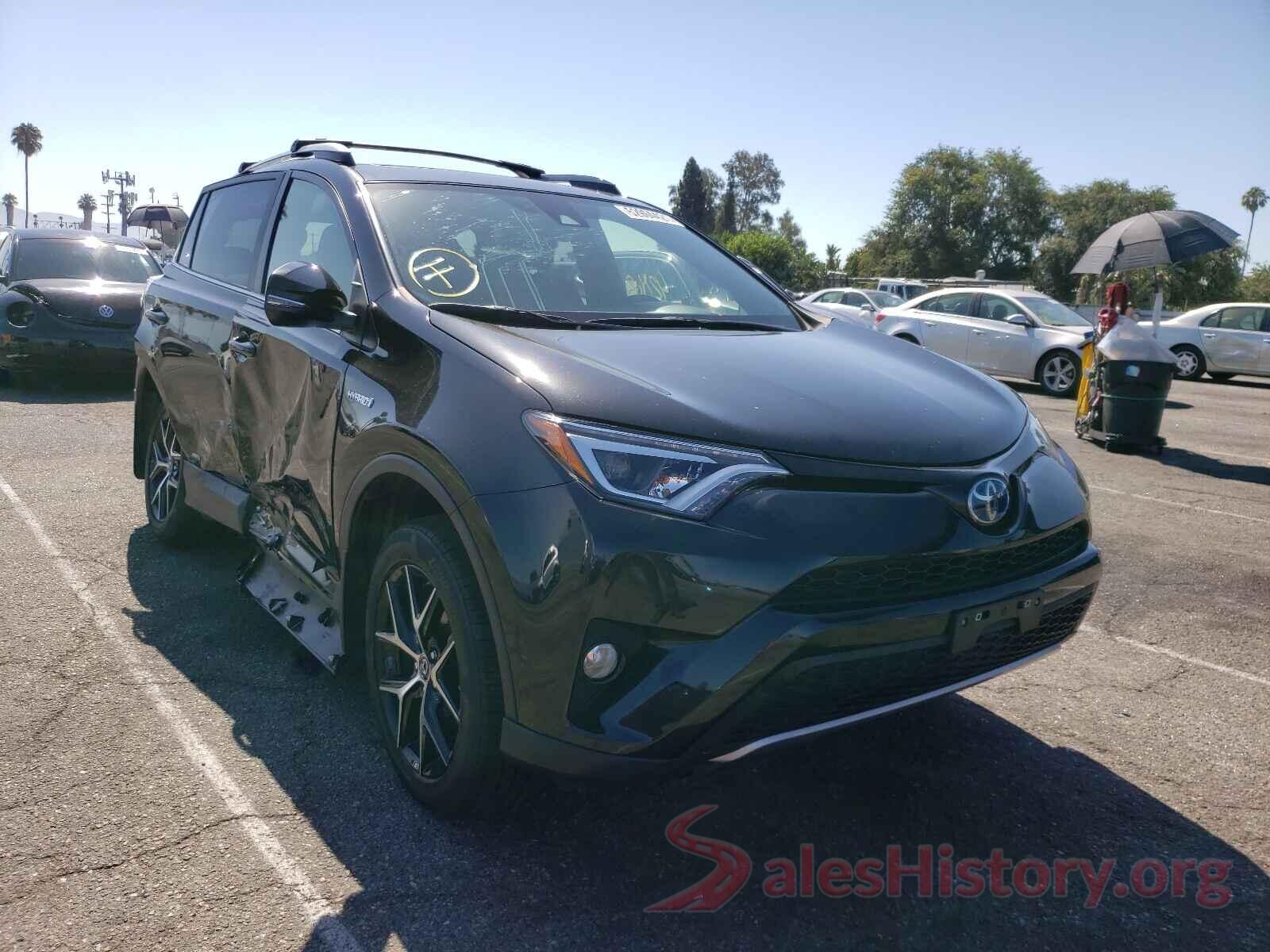 JTMJJREV9JD175058 2018 TOYOTA RAV4