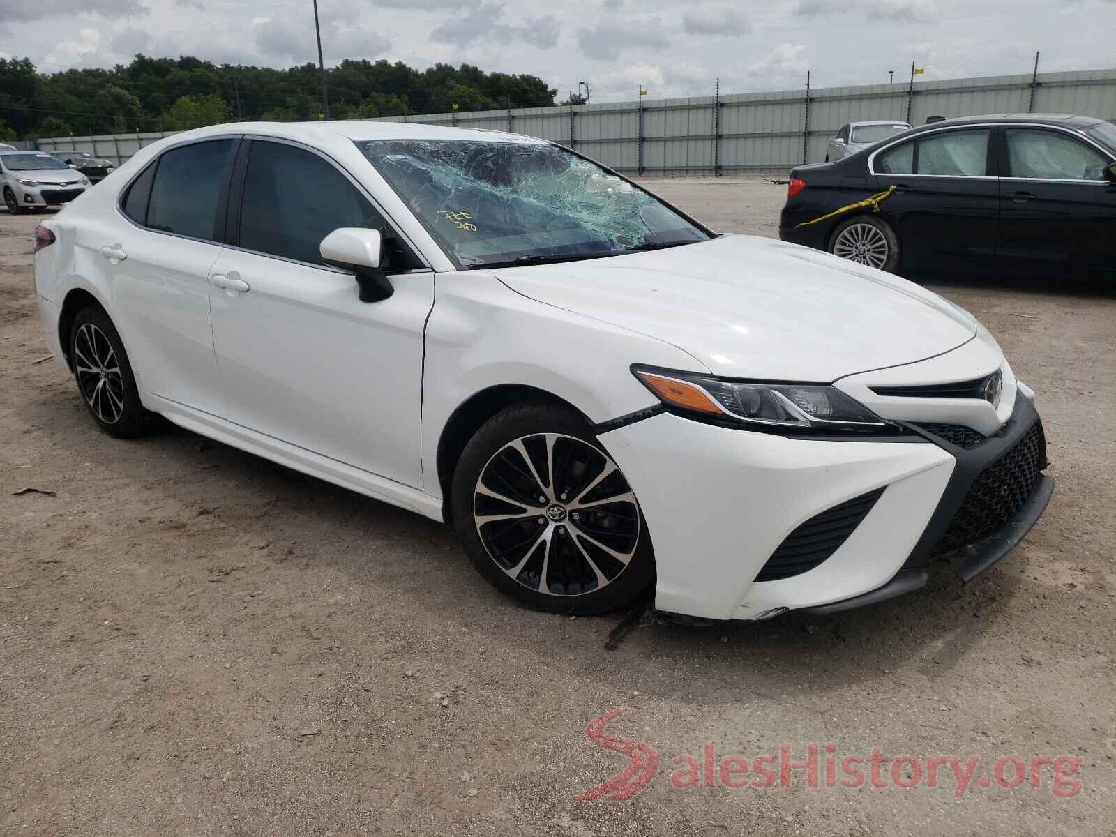 4T1B11HK5JU549278 2018 TOYOTA CAMRY