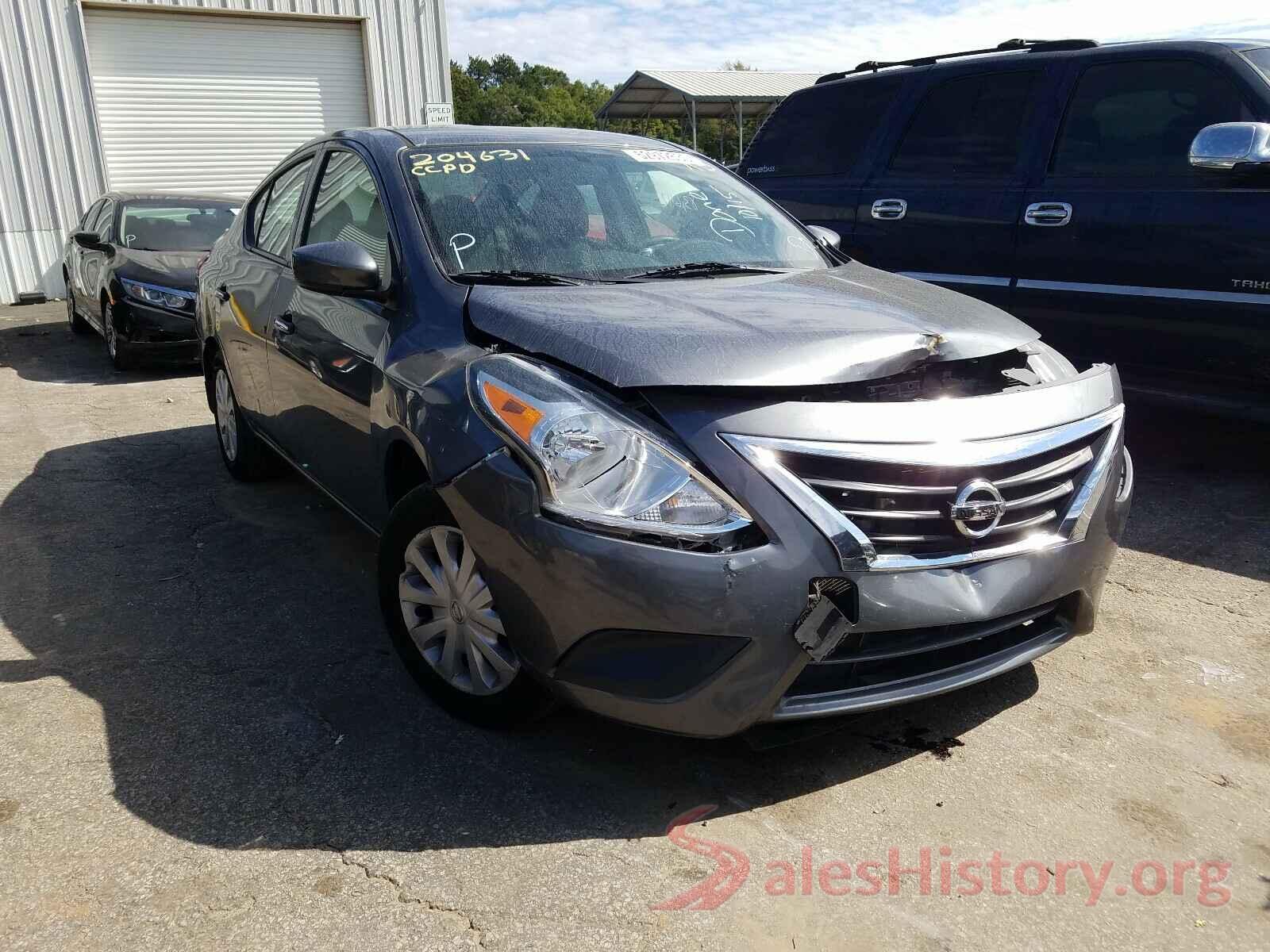 3N1CN7AP9JL805618 2018 NISSAN VERSA