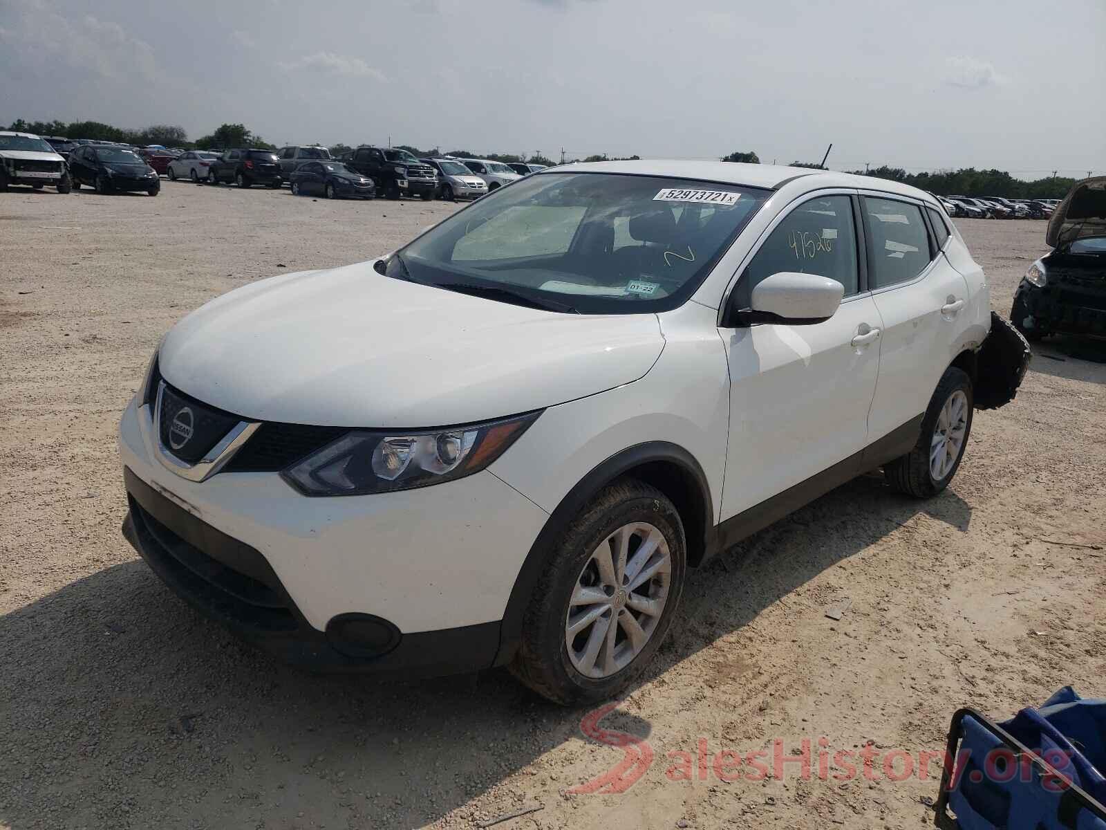 JN1BJ1CP2JW152562 2018 NISSAN ROGUE