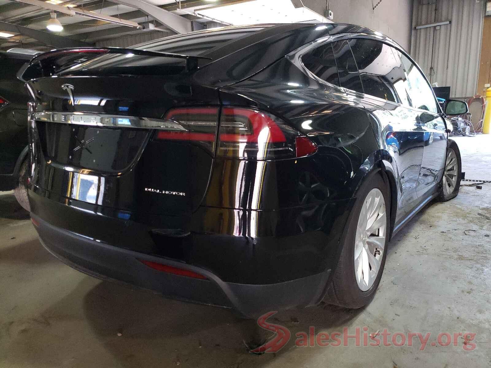 5YJXCDE25LF300226 2020 TESLA MODEL X