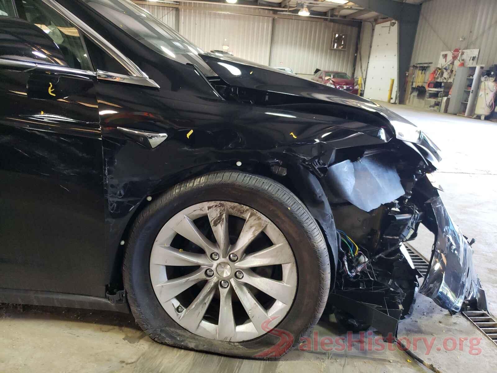 5YJXCDE25LF300226 2020 TESLA MODEL X