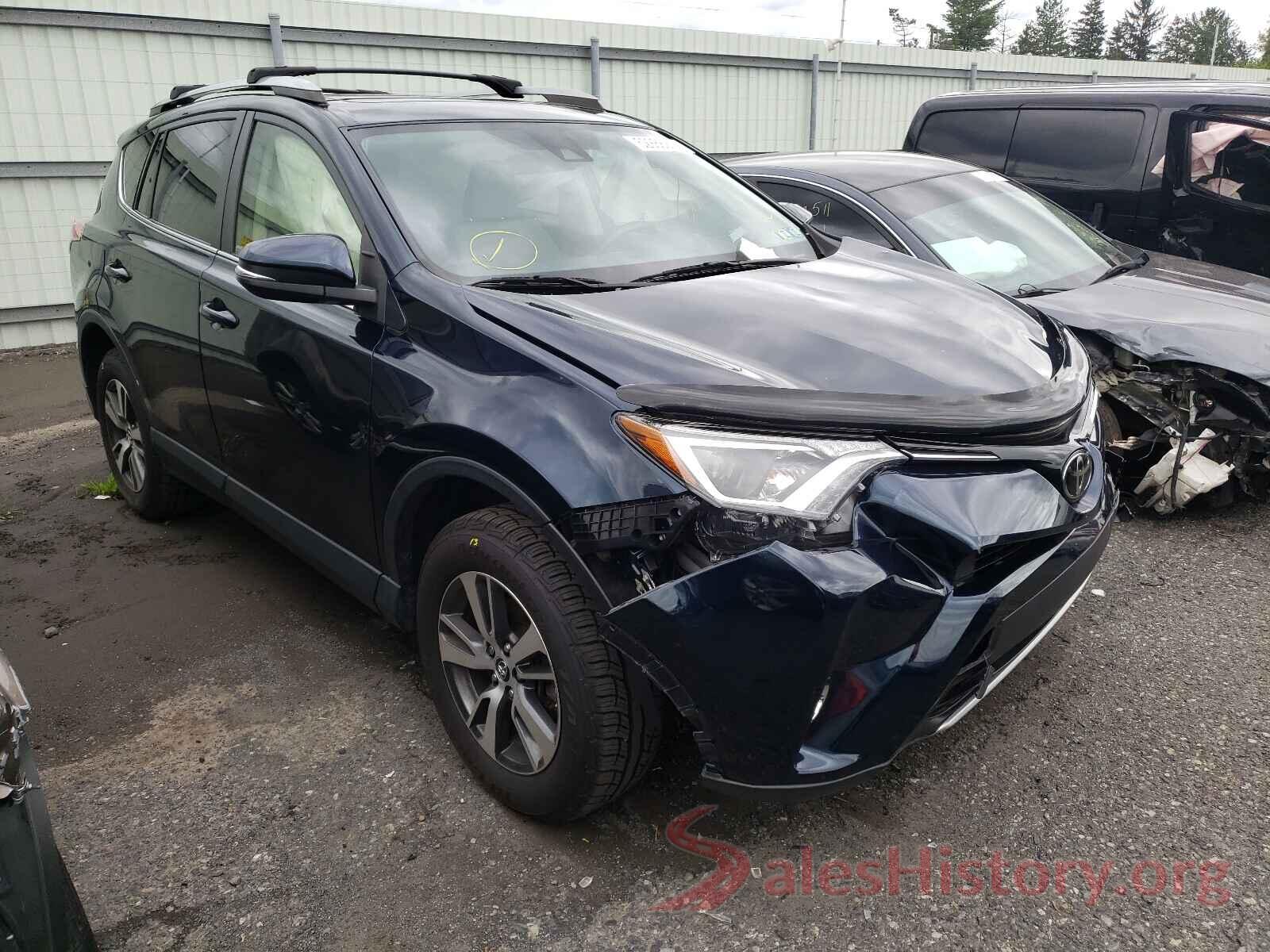 JTMRFREV9HJ159748 2017 TOYOTA RAV4