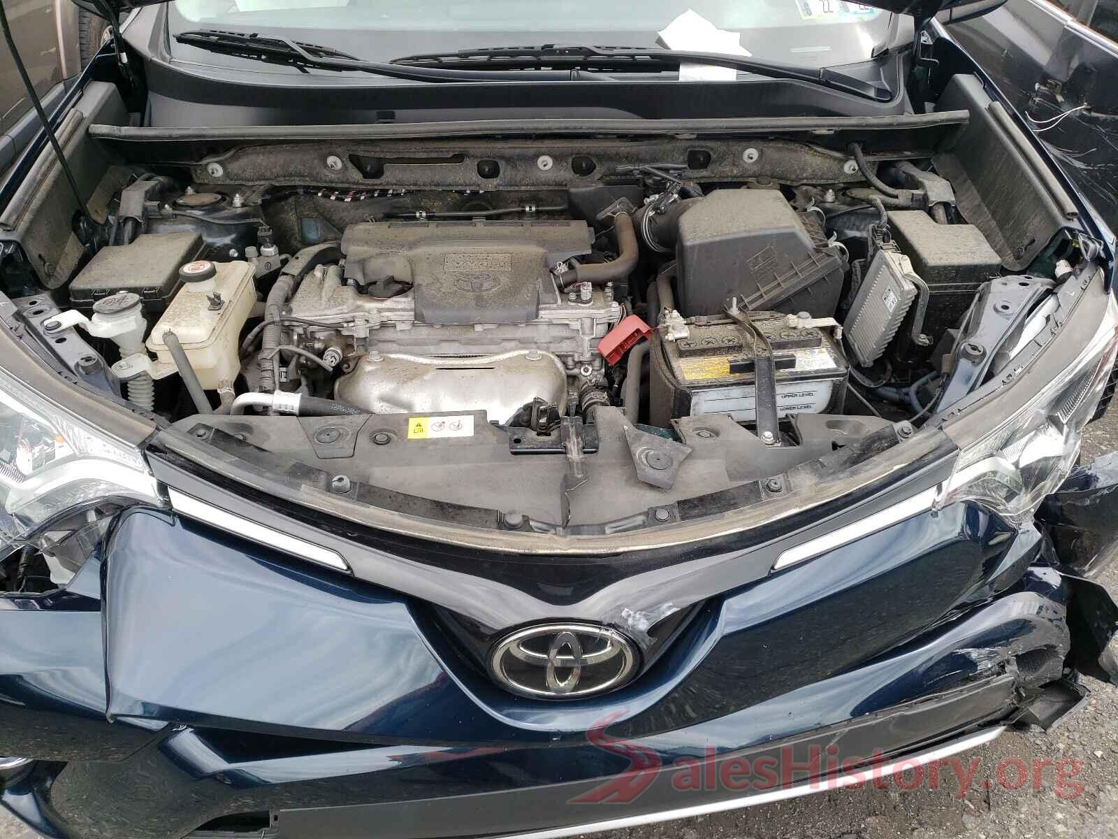 JTMRFREV9HJ159748 2017 TOYOTA RAV4