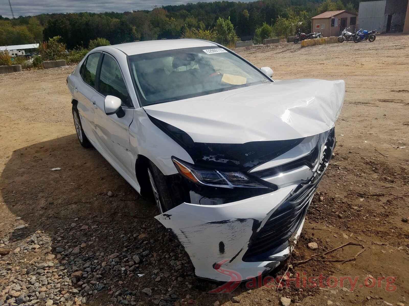 JTNB11HK3J3010440 2018 TOYOTA CAMRY