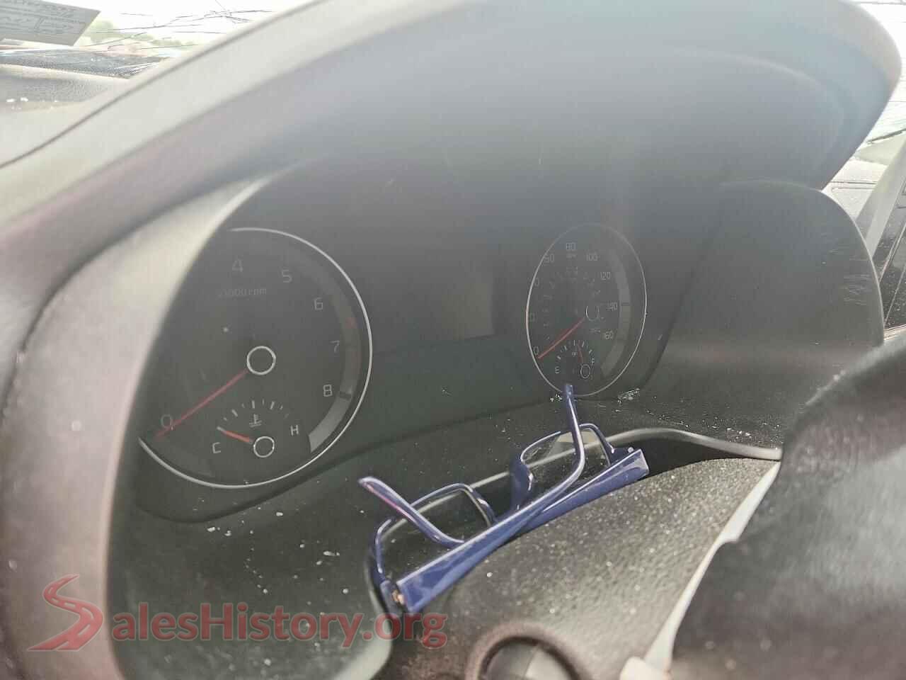 2023 KIA FORTE VIN 3KPF24AD2PE551643, interior center console