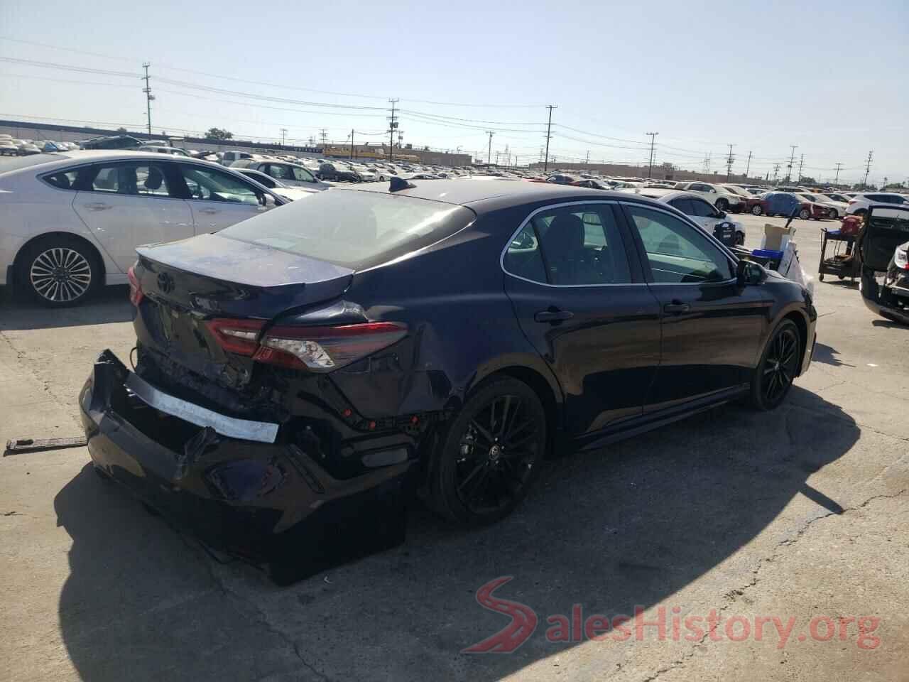 4T1K61AK3MU526825 2021 TOYOTA CAMRY