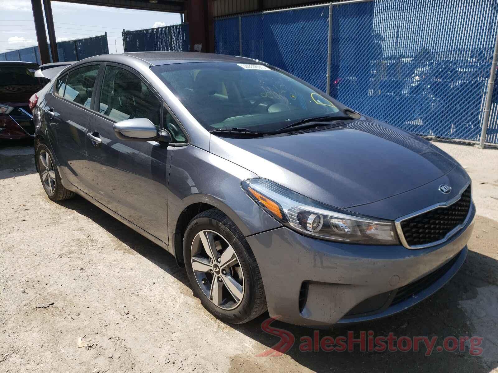 3KPFL4A72JE208104 2018 KIA FORTE