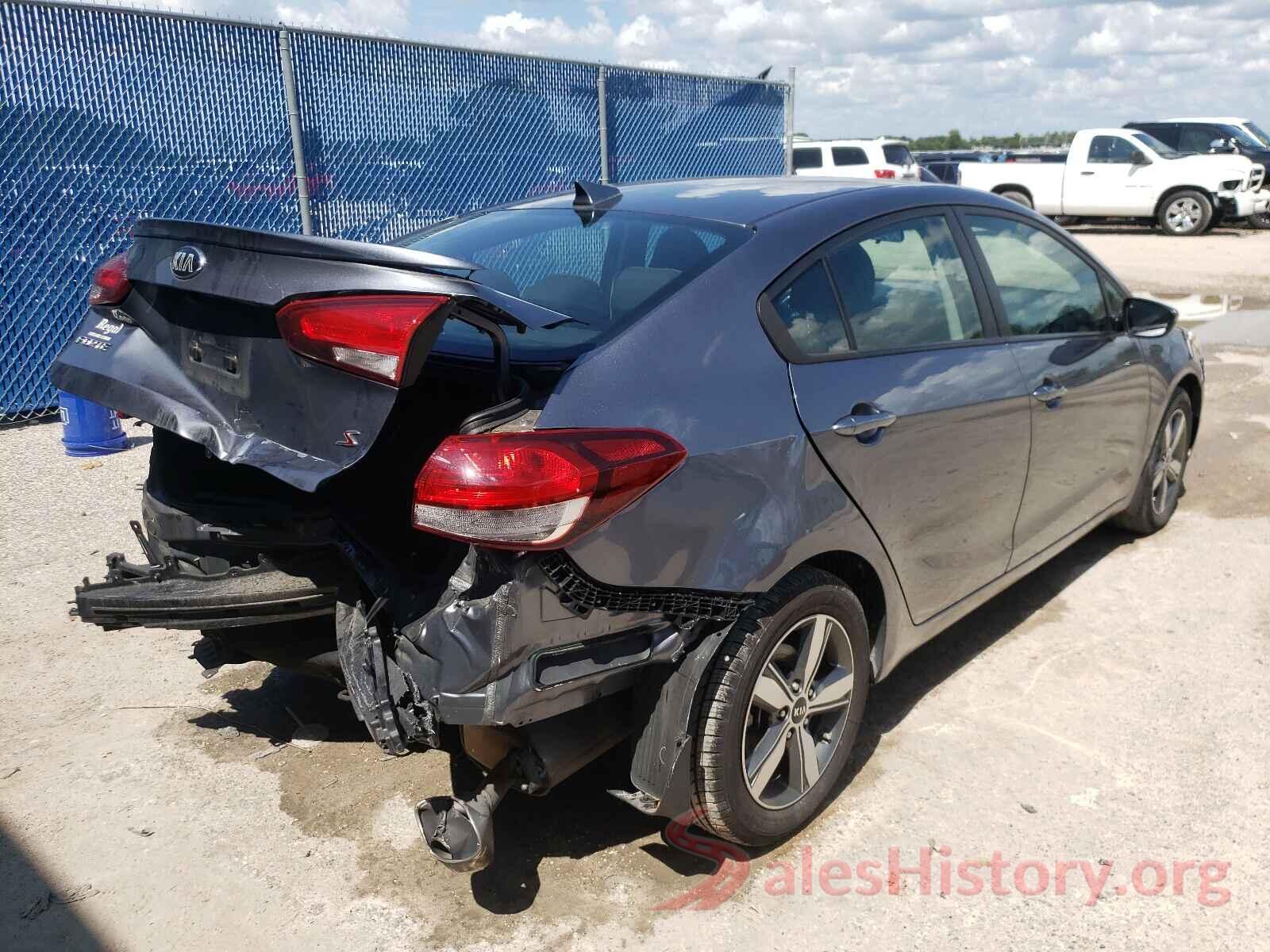 3KPFL4A72JE208104 2018 KIA FORTE