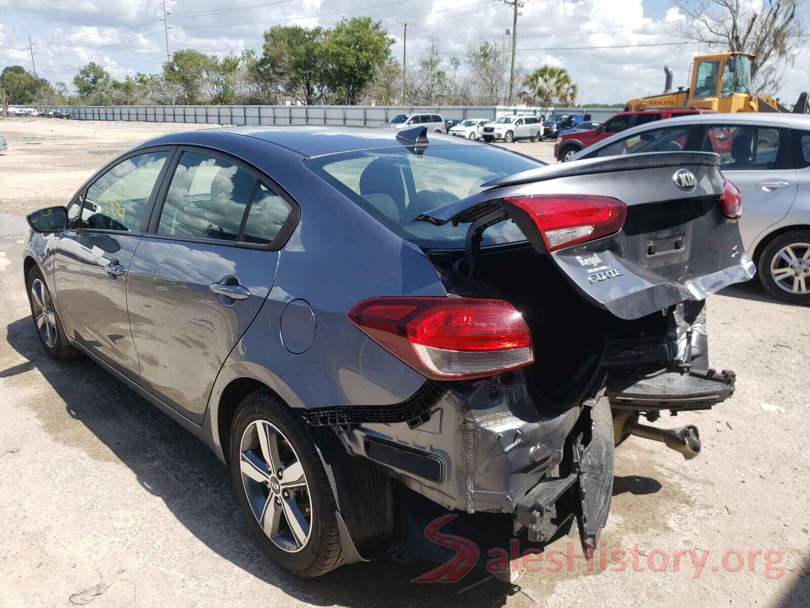 3KPFL4A72JE208104 2018 KIA FORTE