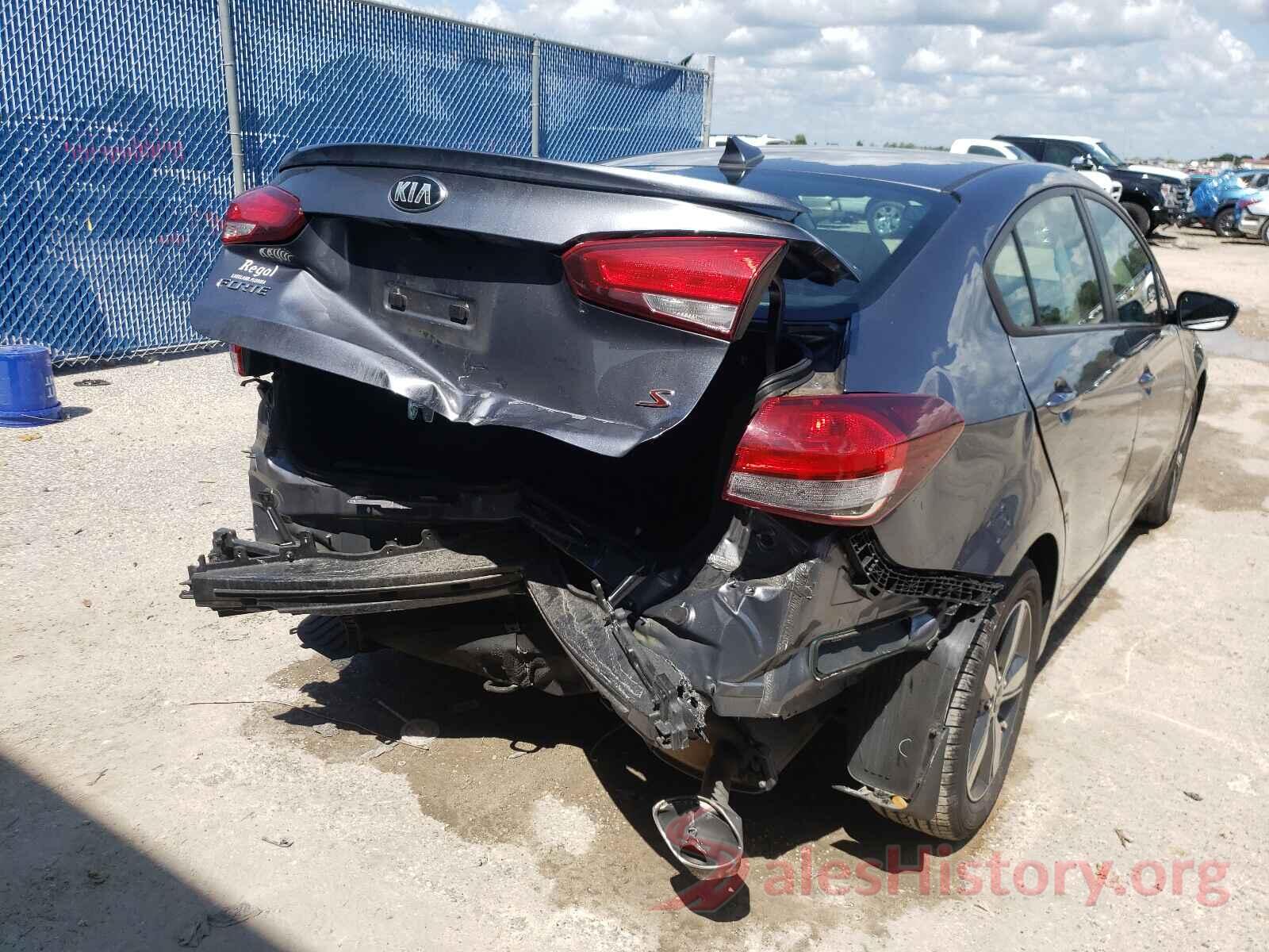 3KPFL4A72JE208104 2018 KIA FORTE