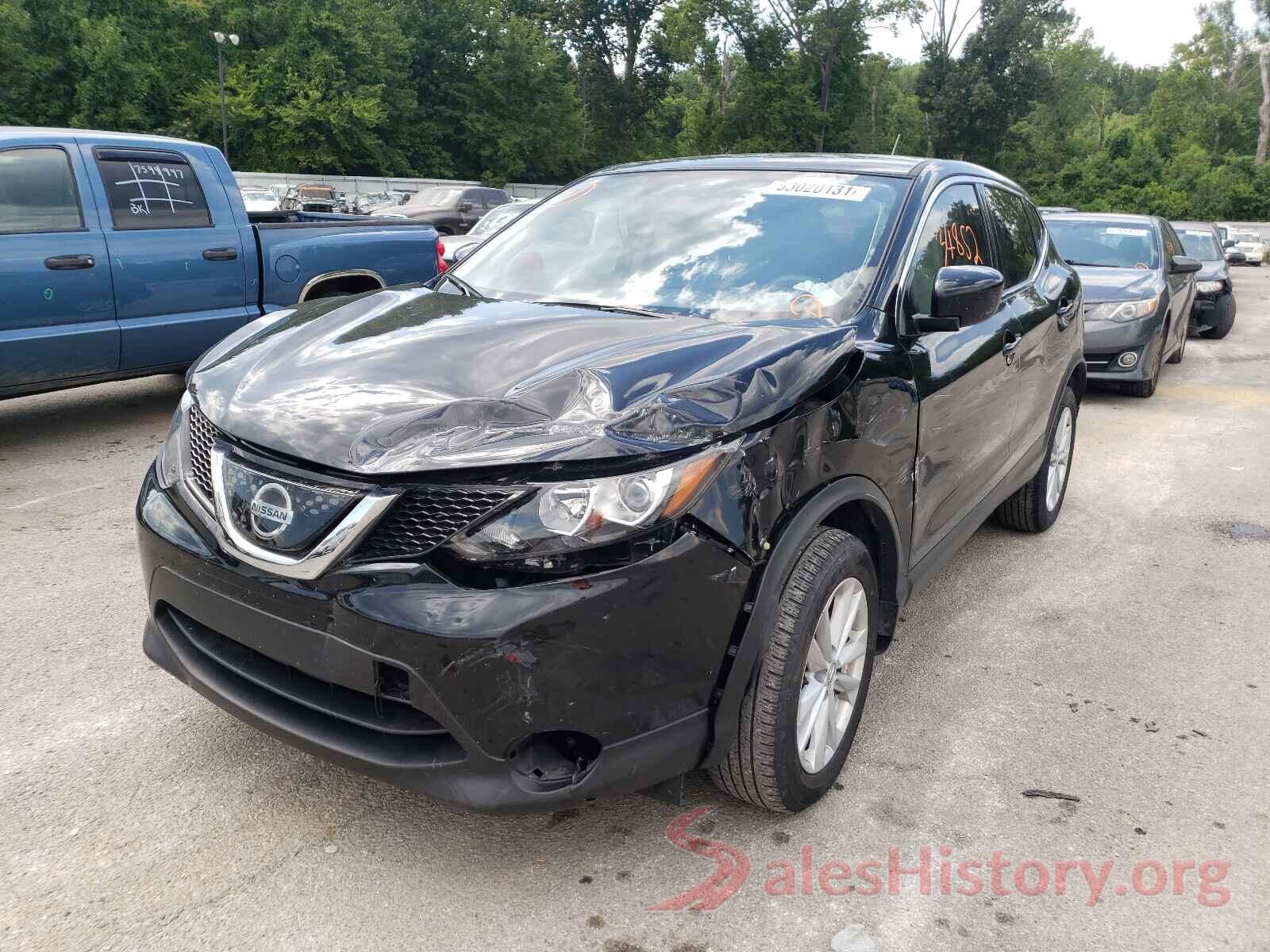 JN1BJ1CR9JW281321 2018 NISSAN ROGUE