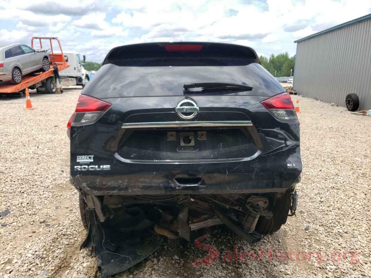 JN8AT2MTXJW467683 2018 NISSAN ROGUE