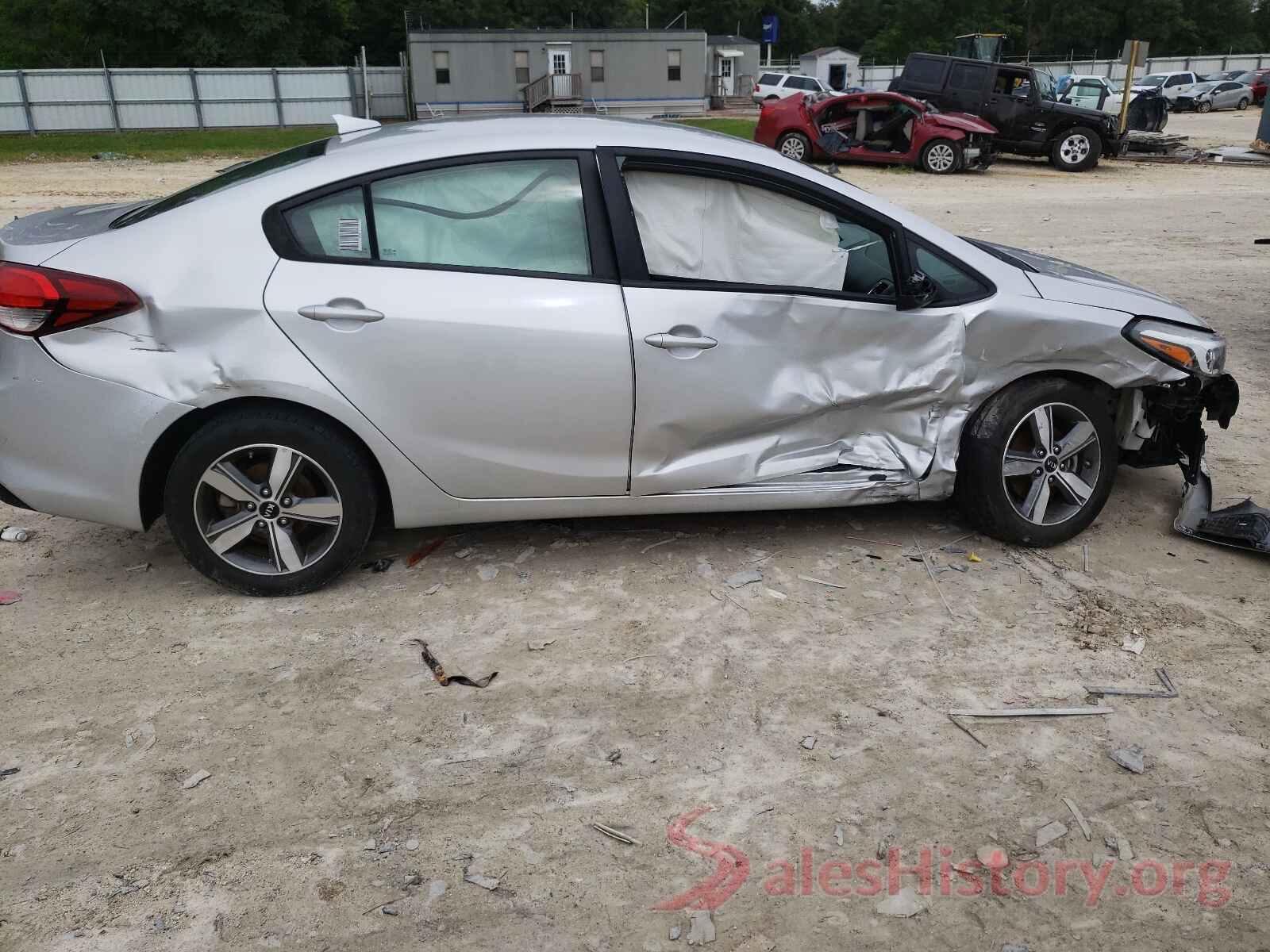 3KPFL4A75JE173283 2018 KIA FORTE