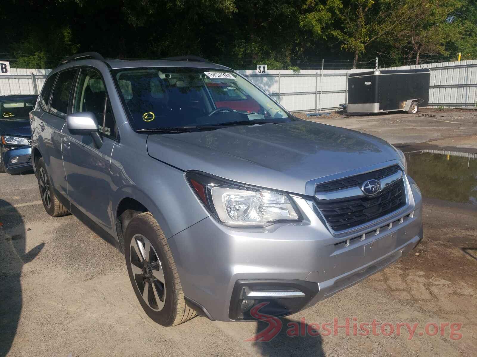 JF2SJAGC4JH495173 2018 SUBARU FORESTER