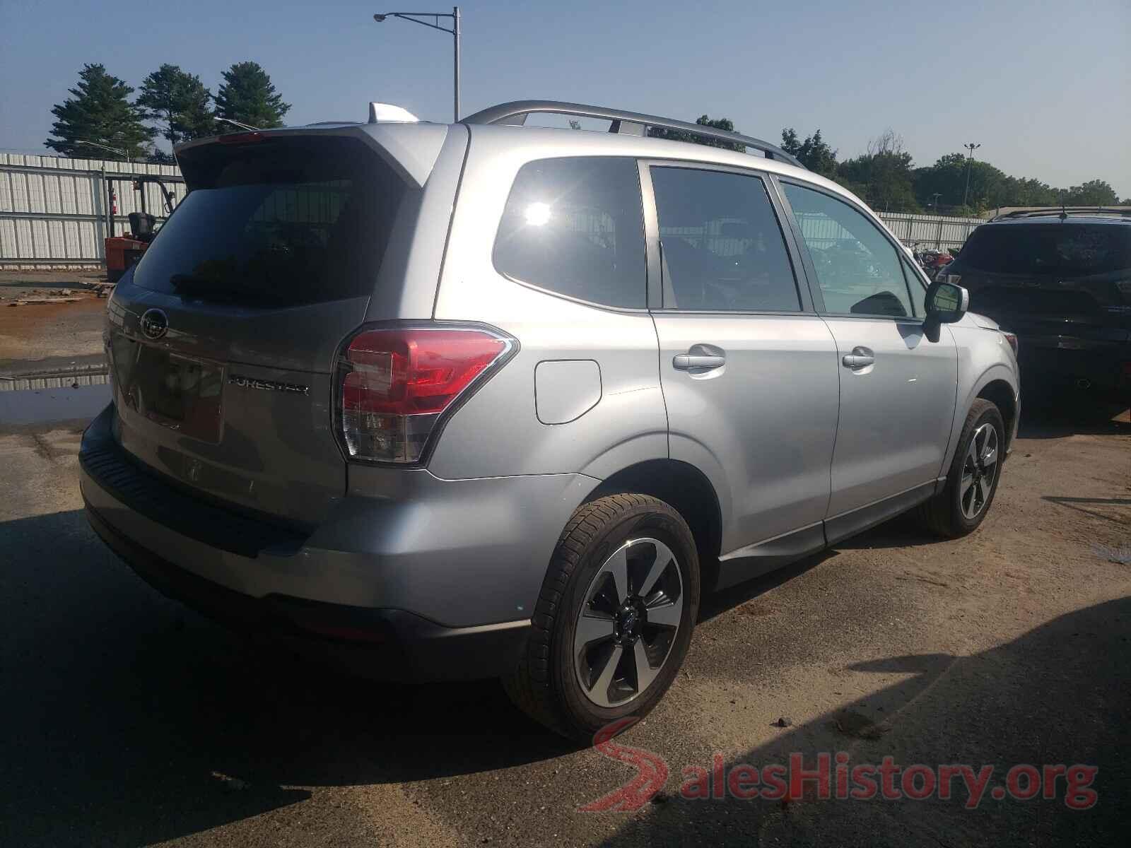 JF2SJAGC4JH495173 2018 SUBARU FORESTER