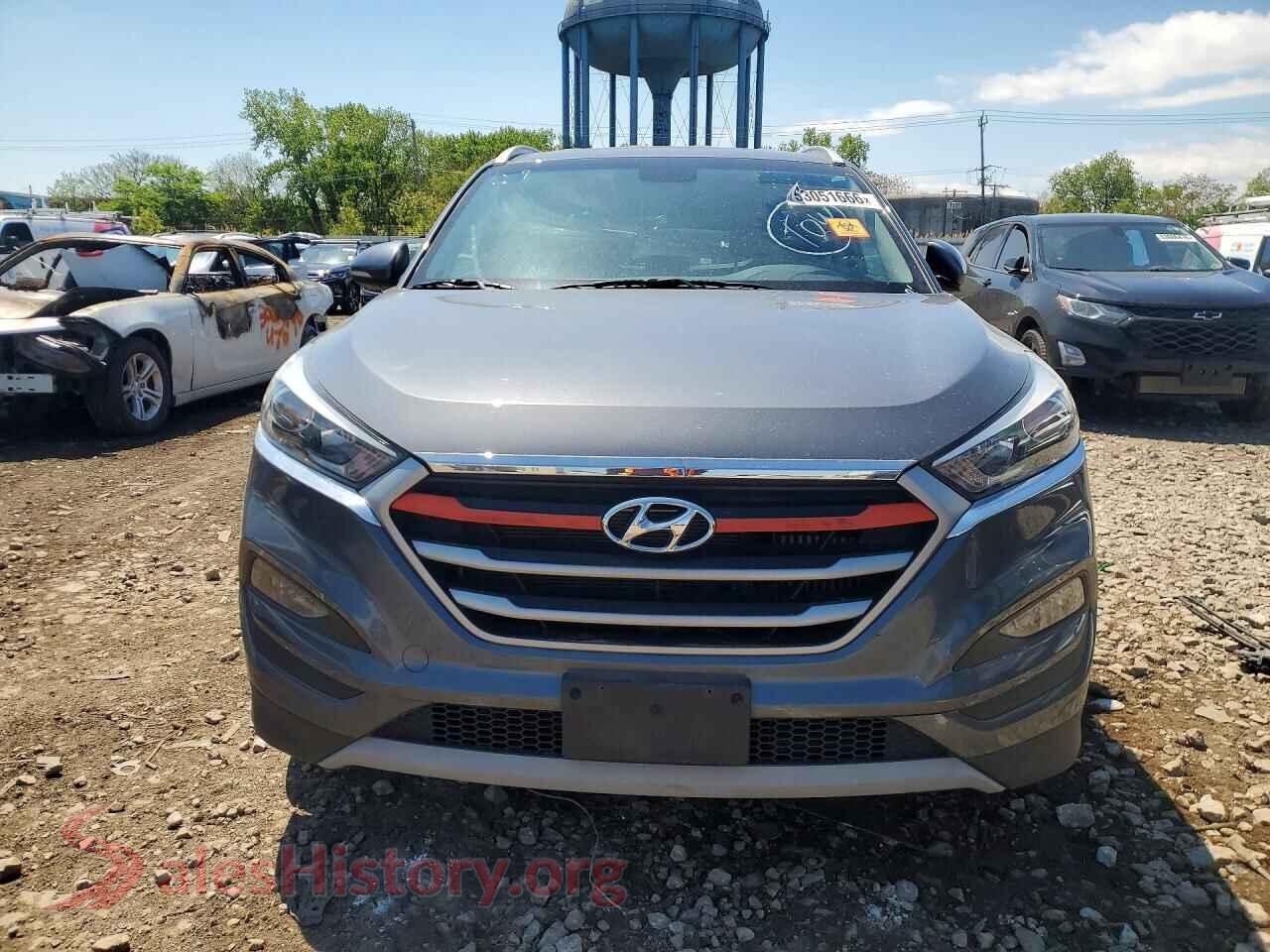 2017 HYUNDAI TUCSON VIN KM8J3CA24HU390226, rear view