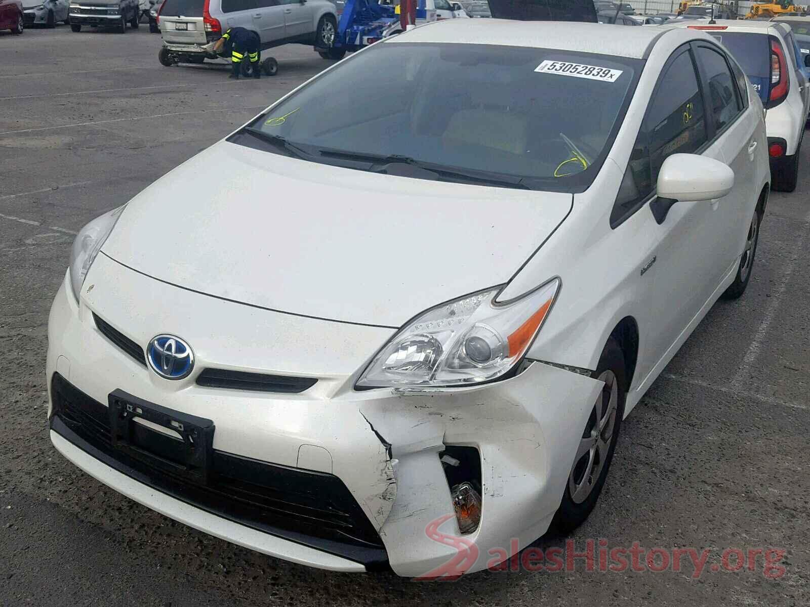 JTDKN3DU1F0450516 2015 TOYOTA PRIUS