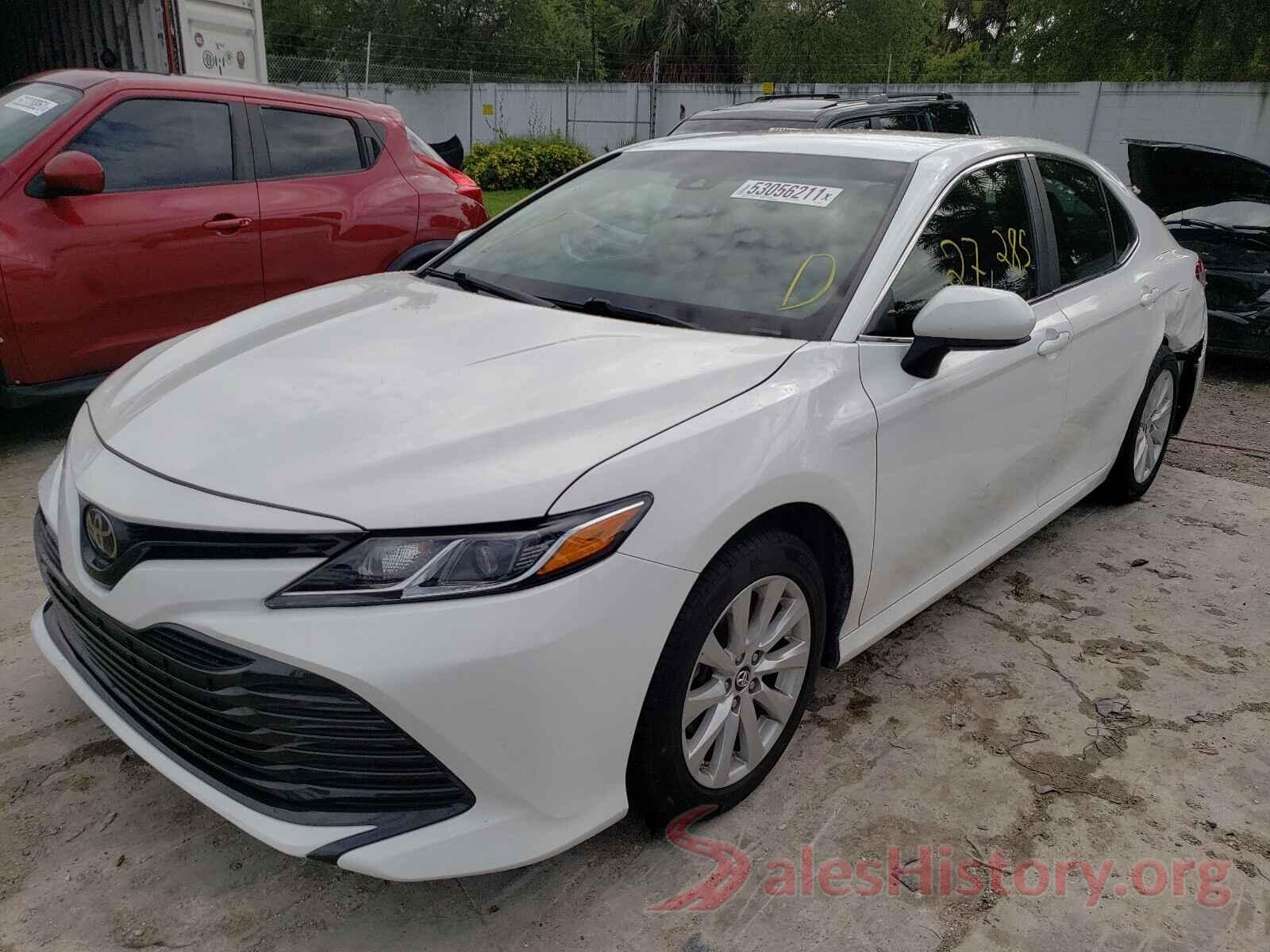 4T1B11HK3JU513587 2018 TOYOTA CAMRY