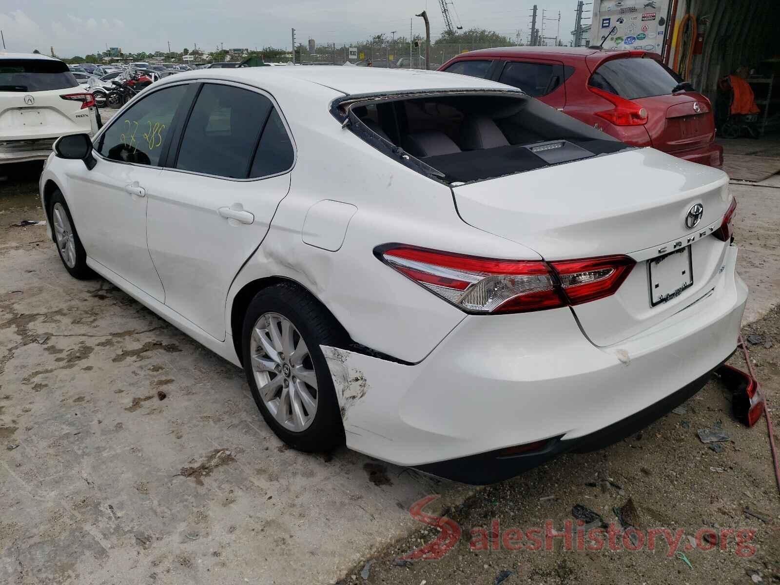 4T1B11HK3JU513587 2018 TOYOTA CAMRY