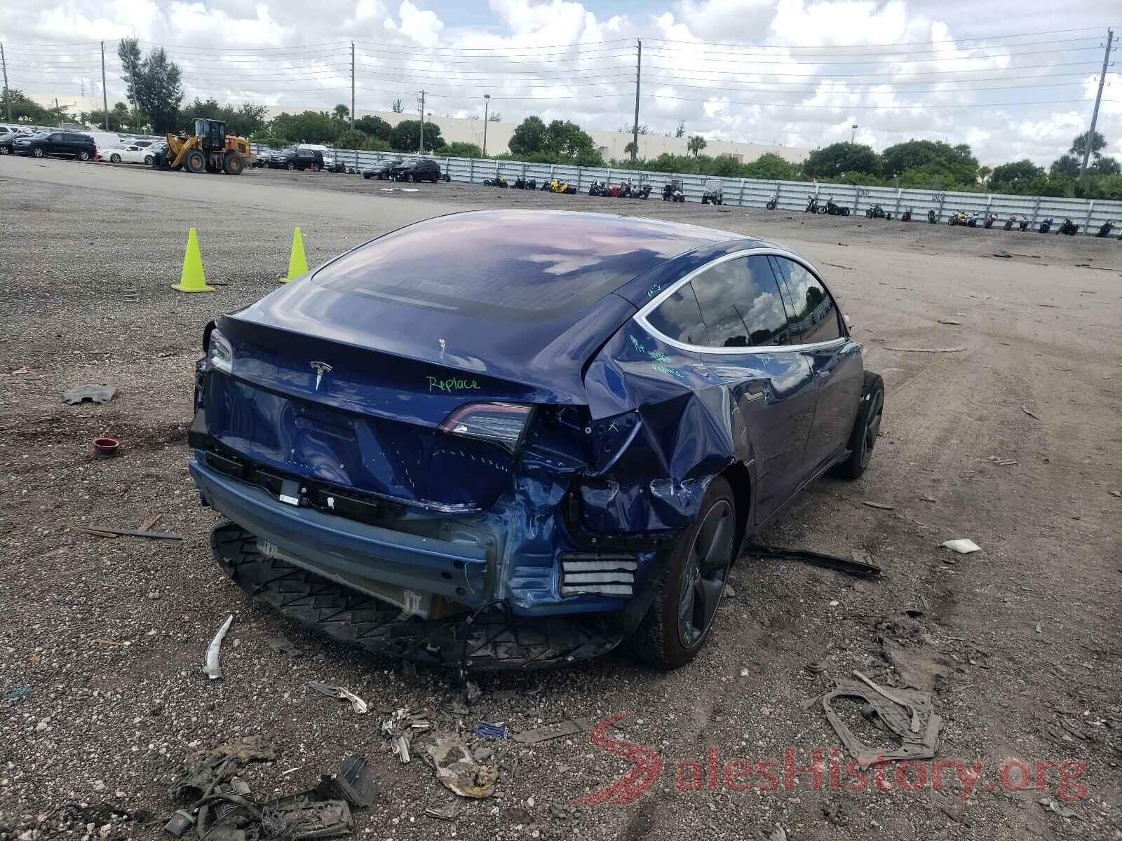 5YJ3E1EA3JF125034 2018 TESLA MODEL 3