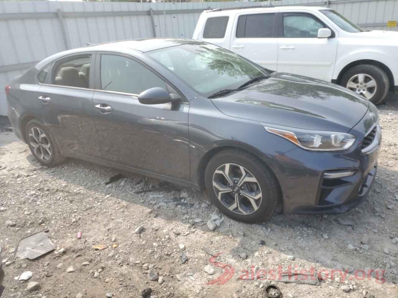 3KPF24AD8KE125609 2019 KIA FORTE