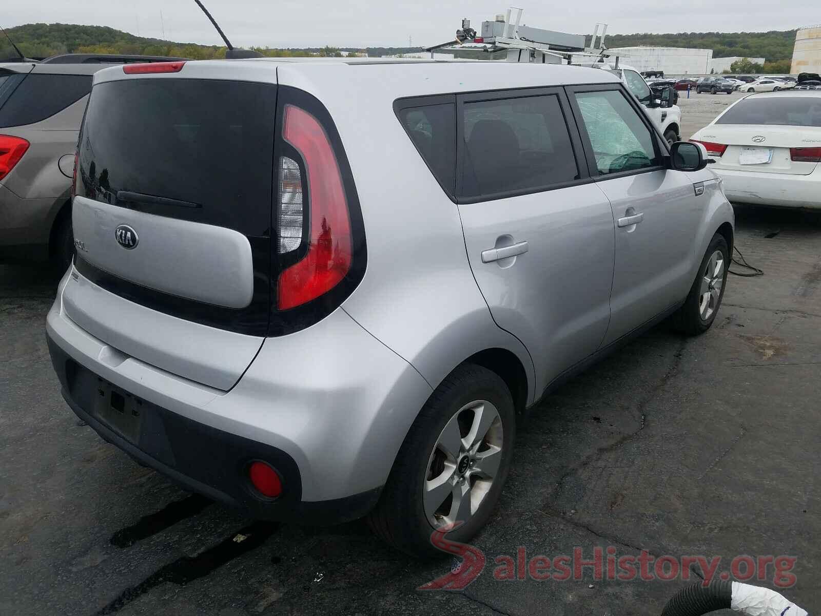 KNDJN2A28J7597182 2018 KIA SOUL