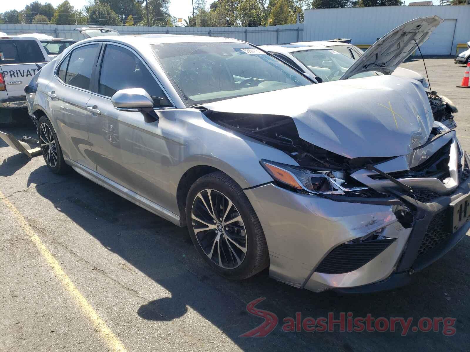 4T1B11HK3KU761386 2019 TOYOTA CAMRY