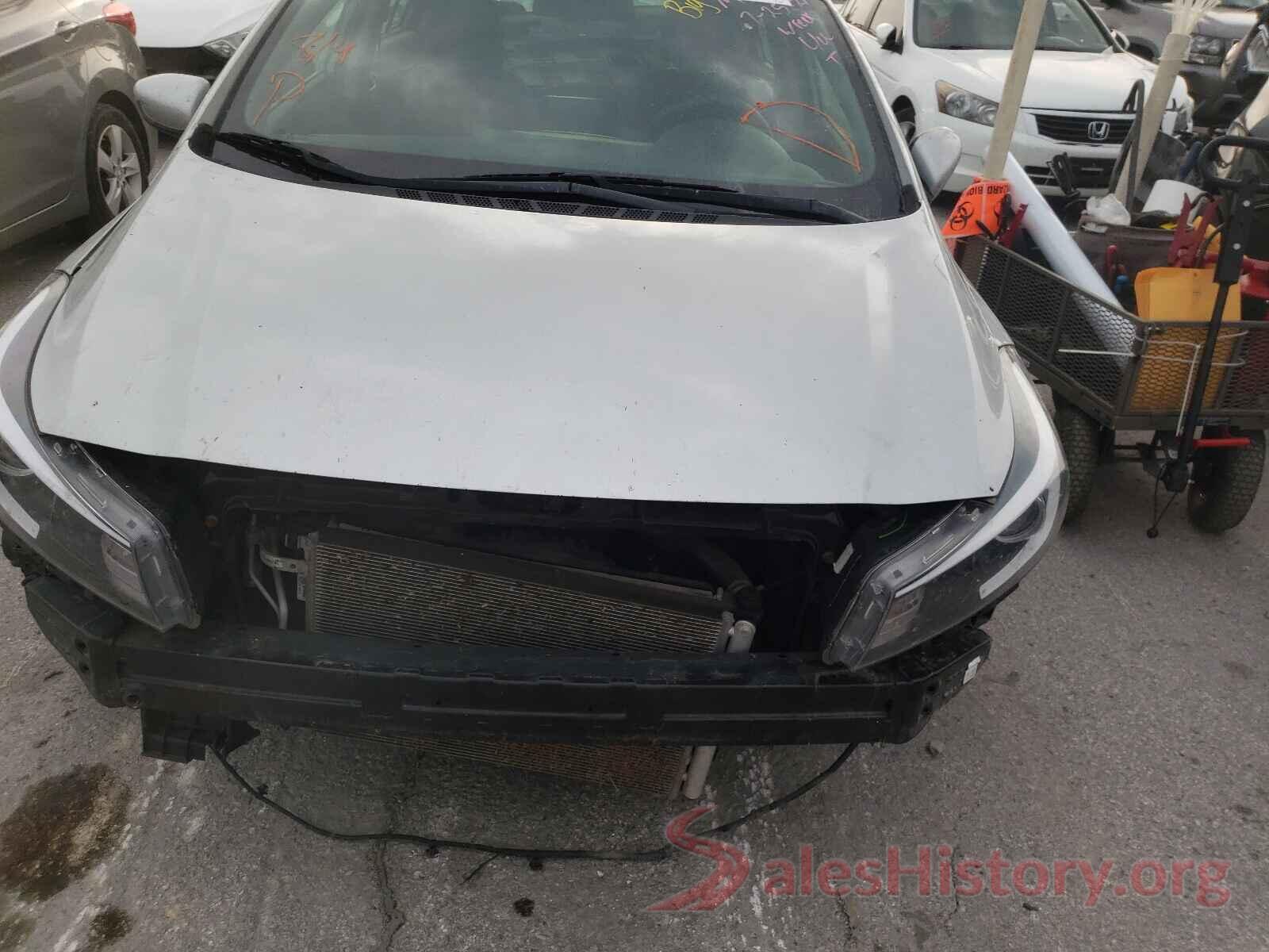 3KPFL4A70JE240064 2018 KIA FORTE