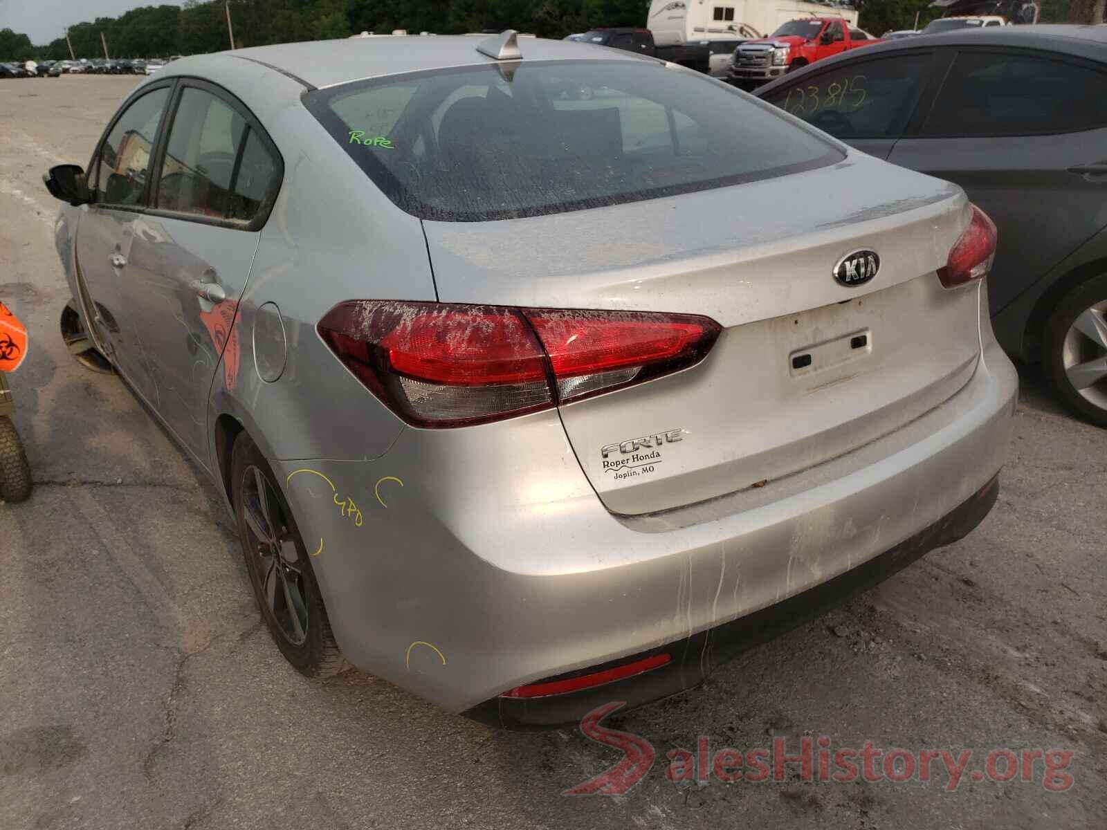 3KPFL4A70JE240064 2018 KIA FORTE