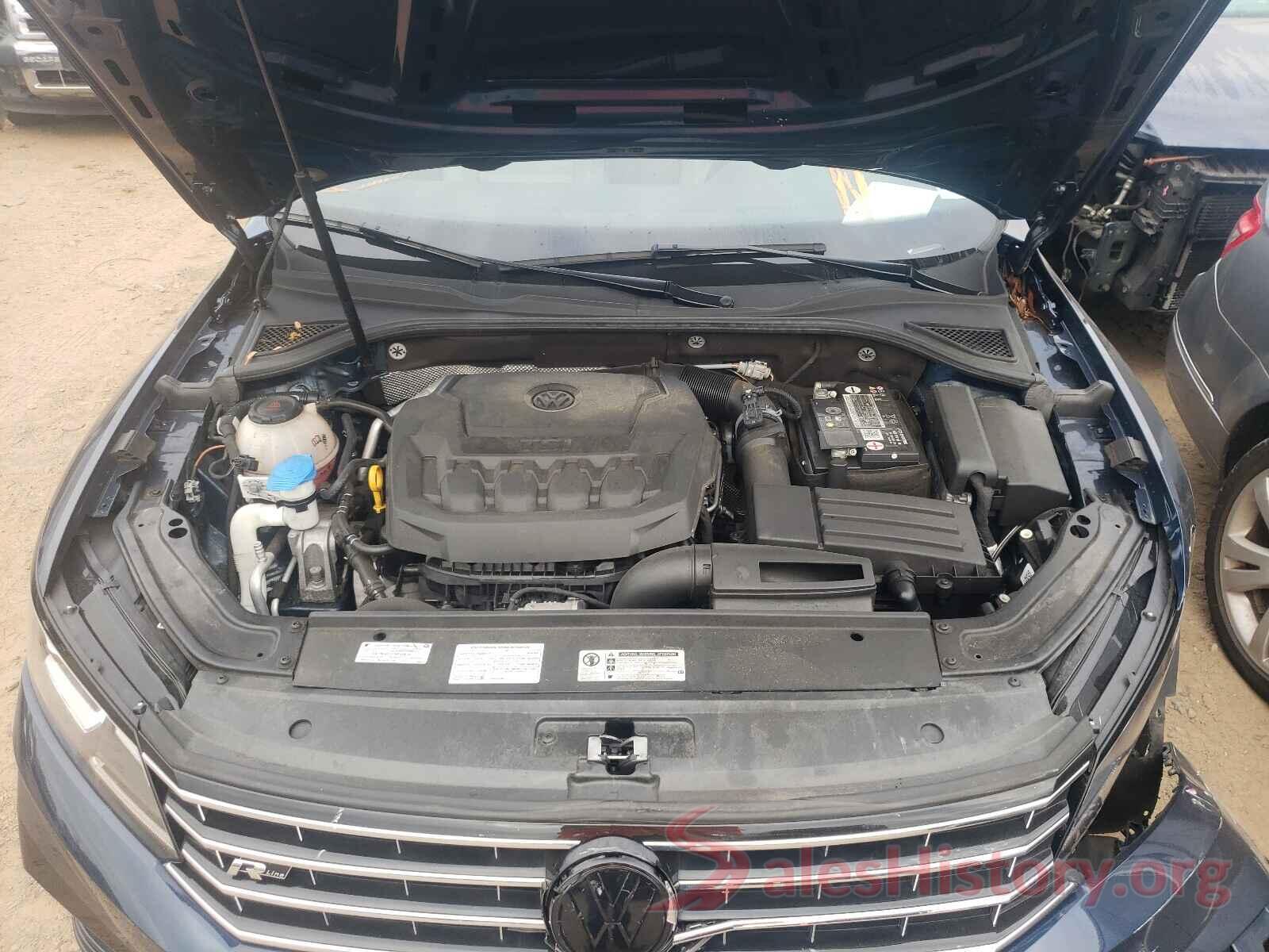 1VWAA7A32JC051306 2018 VOLKSWAGEN PASSAT