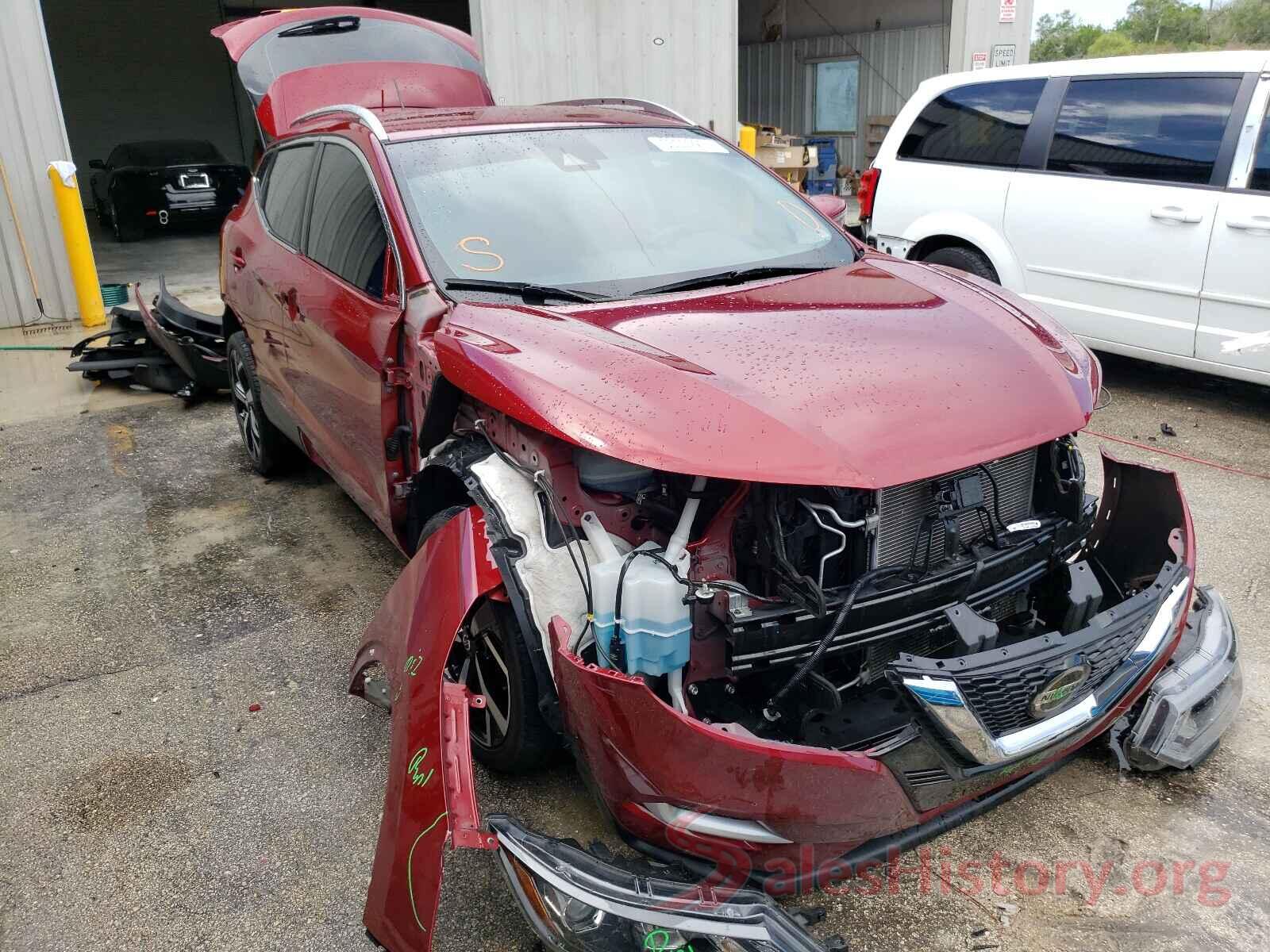 JN1BJ1CVXLW267279 2020 NISSAN ROGUE