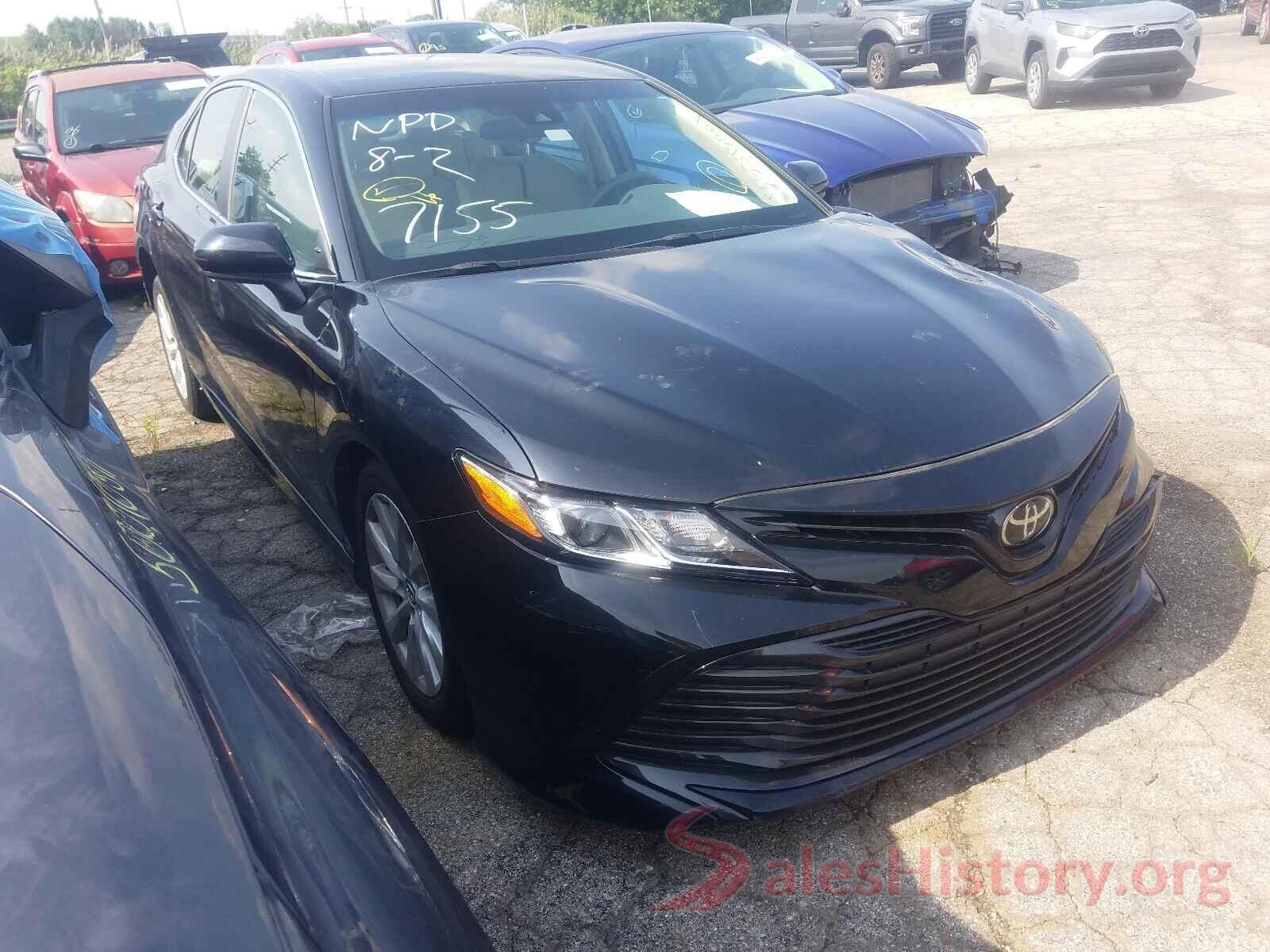 4T1B11HK9JU597155 2018 TOYOTA CAMRY