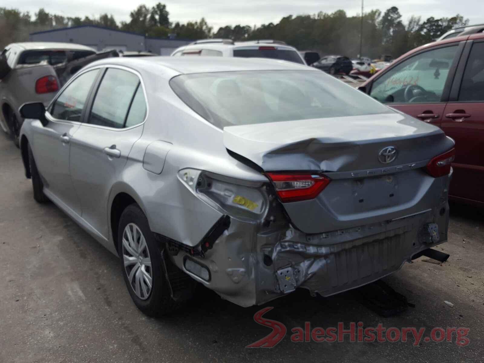 4T1B11HK2JU646745 2018 TOYOTA CAMRY