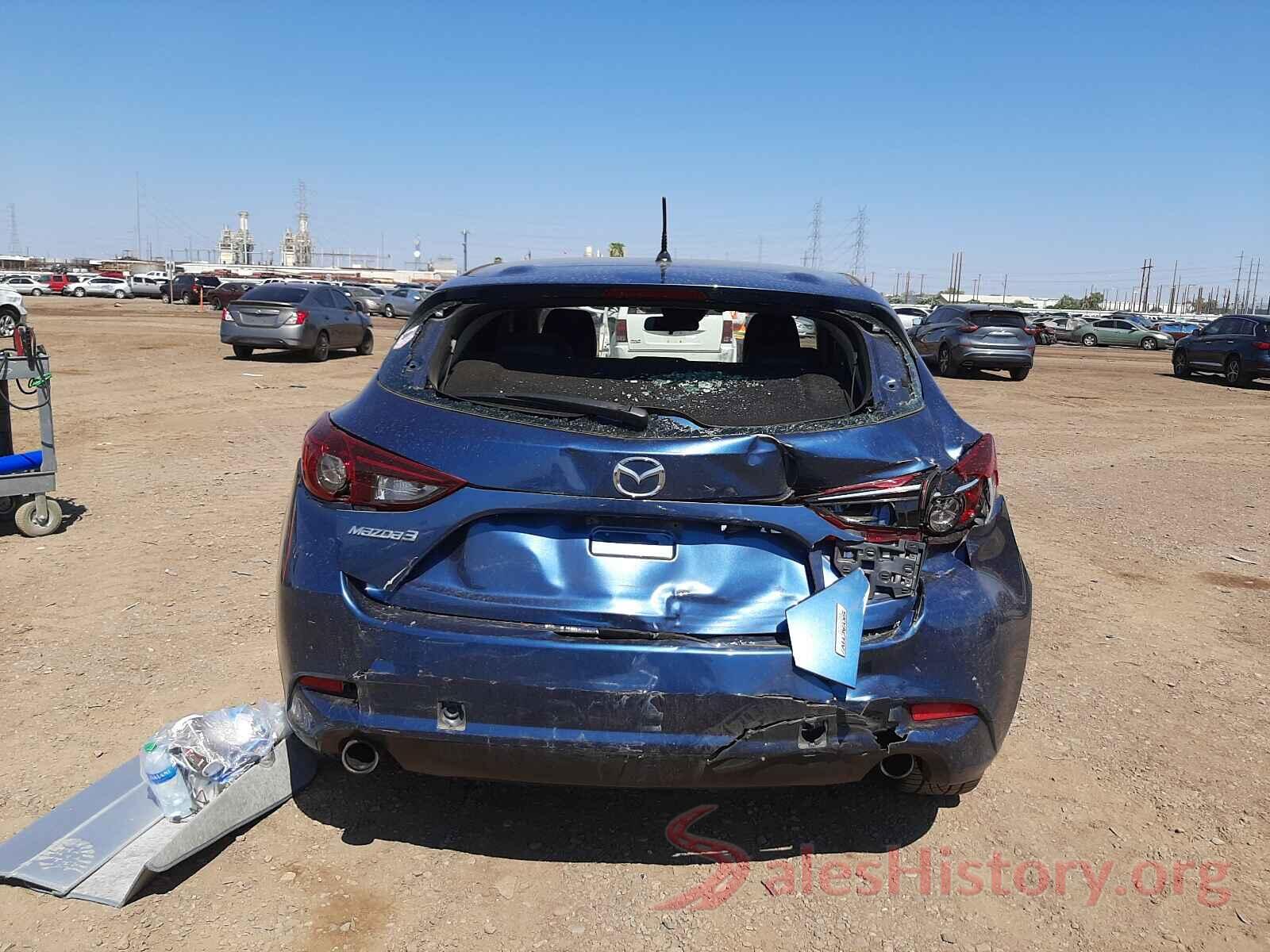 3MZBN1L7XHM100234 2017 MAZDA 3