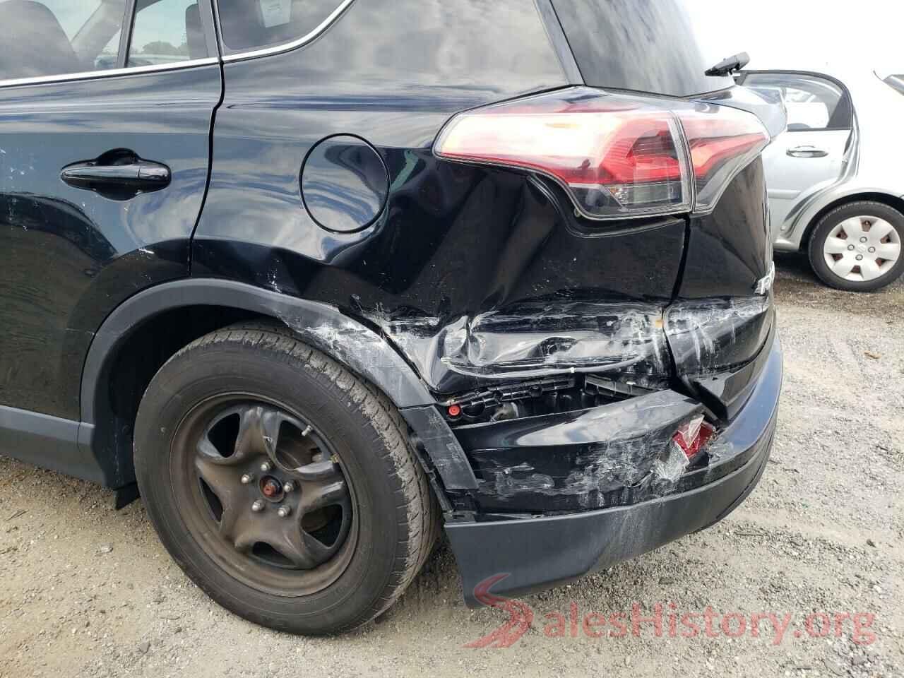 2T3BFREV5JW755142 2018 TOYOTA RAV4