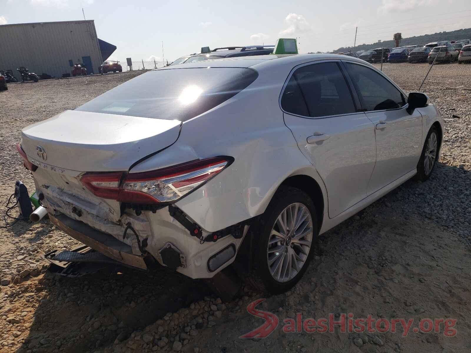 4T1B11HK6JU046858 2018 TOYOTA CAMRY