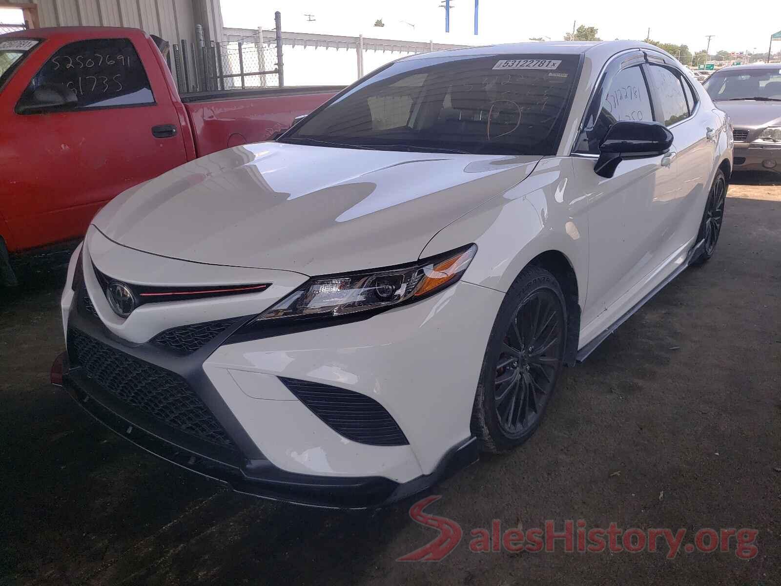 JTNB11HK1K3086806 2019 TOYOTA CAMRY