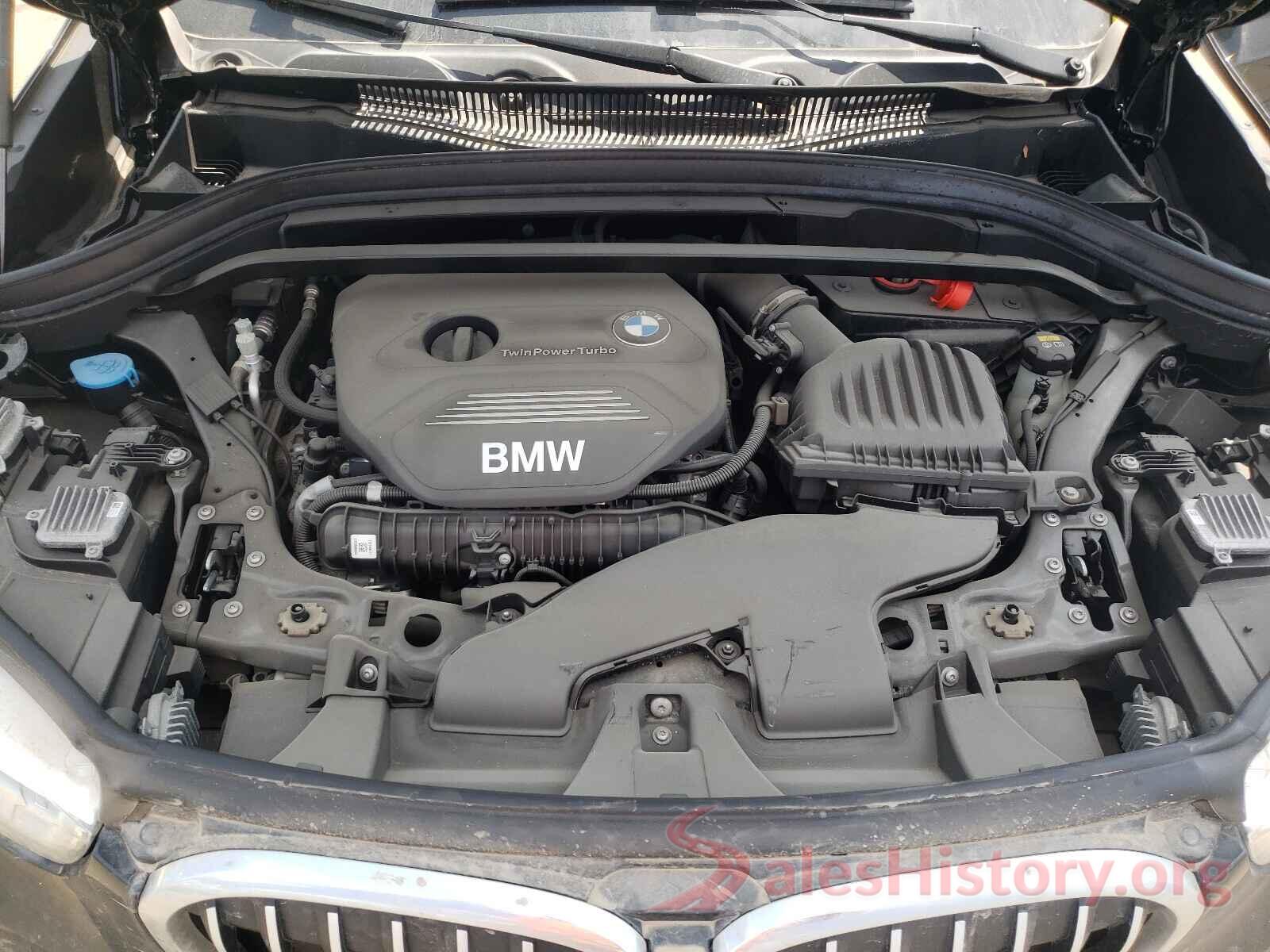 WBXHT3Z35H4A65137 2017 BMW X1