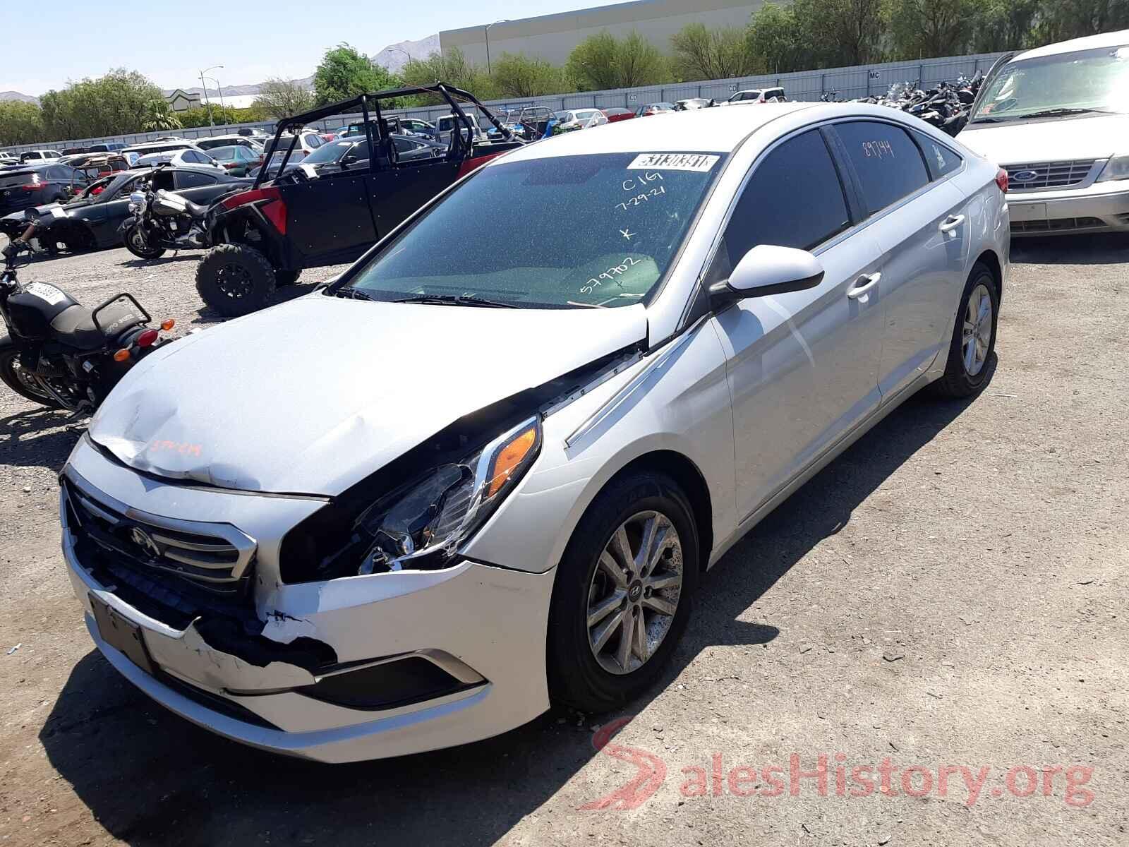 5NPE24AF8HH579702 2017 HYUNDAI SONATA