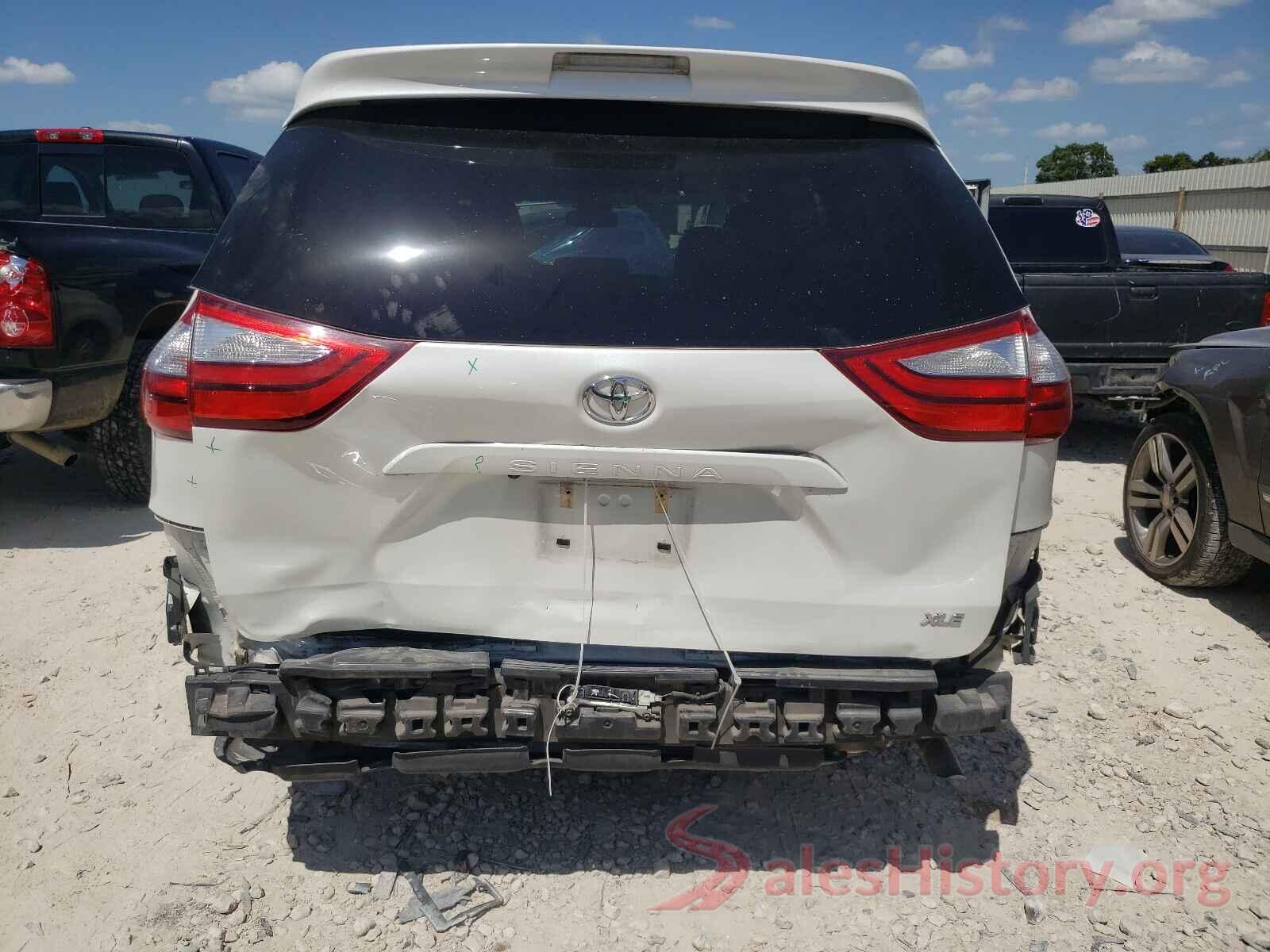 5TDYZ3DCXHS780287 2017 TOYOTA SIENNA