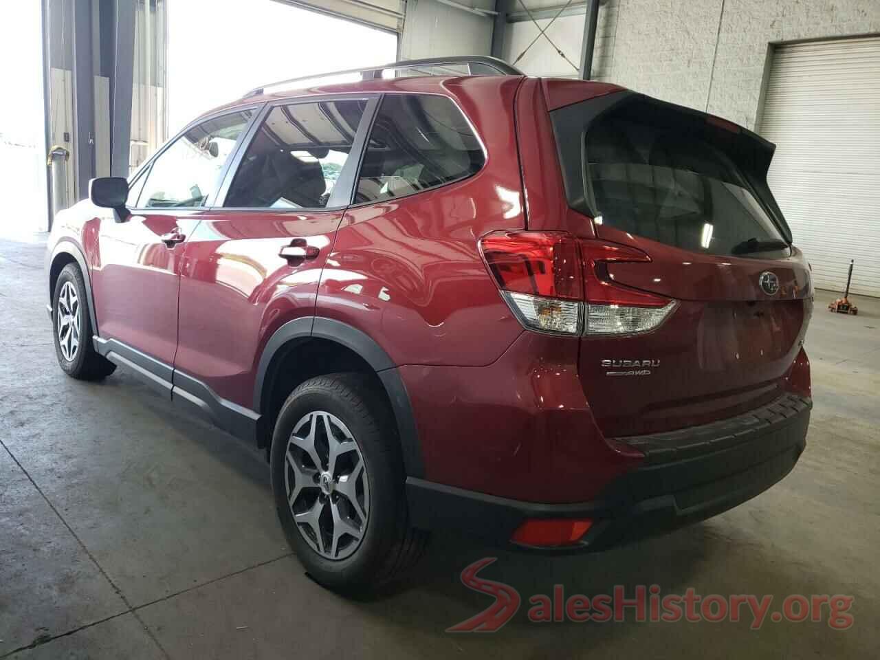 JF2SKAGC3KH559945 2019 SUBARU FORESTER