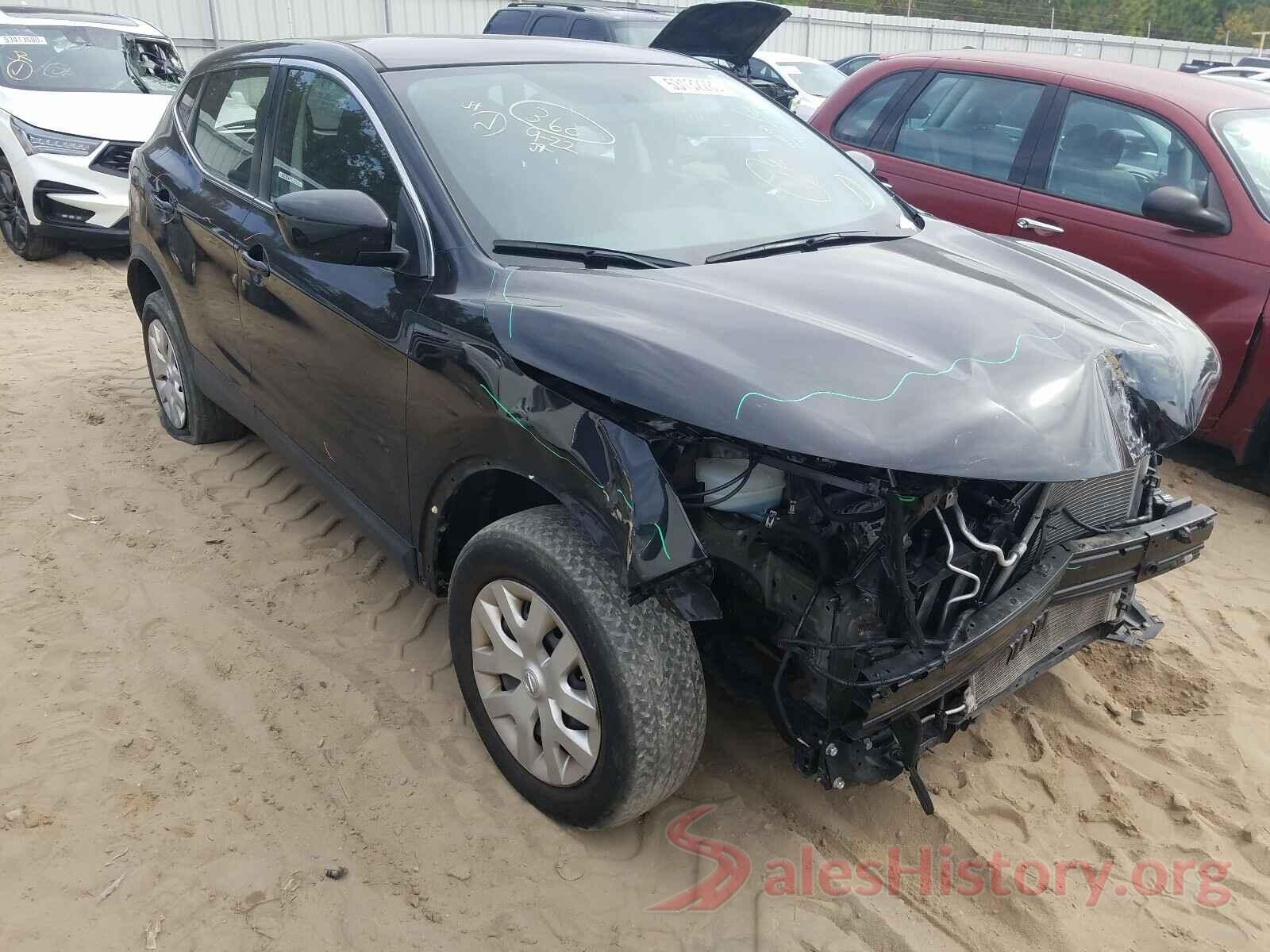 JN1BJ1CR2JW256325 2018 NISSAN ROGUE